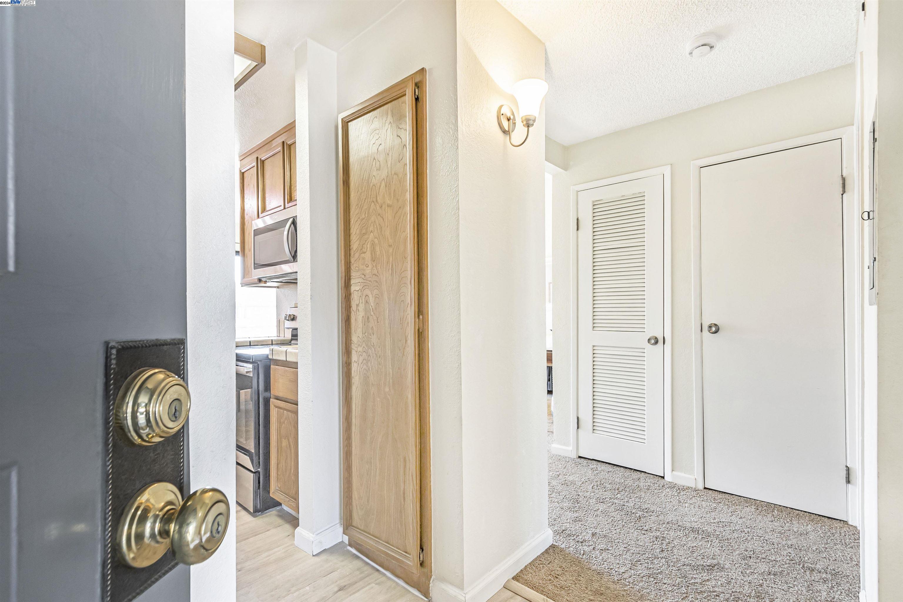 Photo #2: 41080046 Listing 