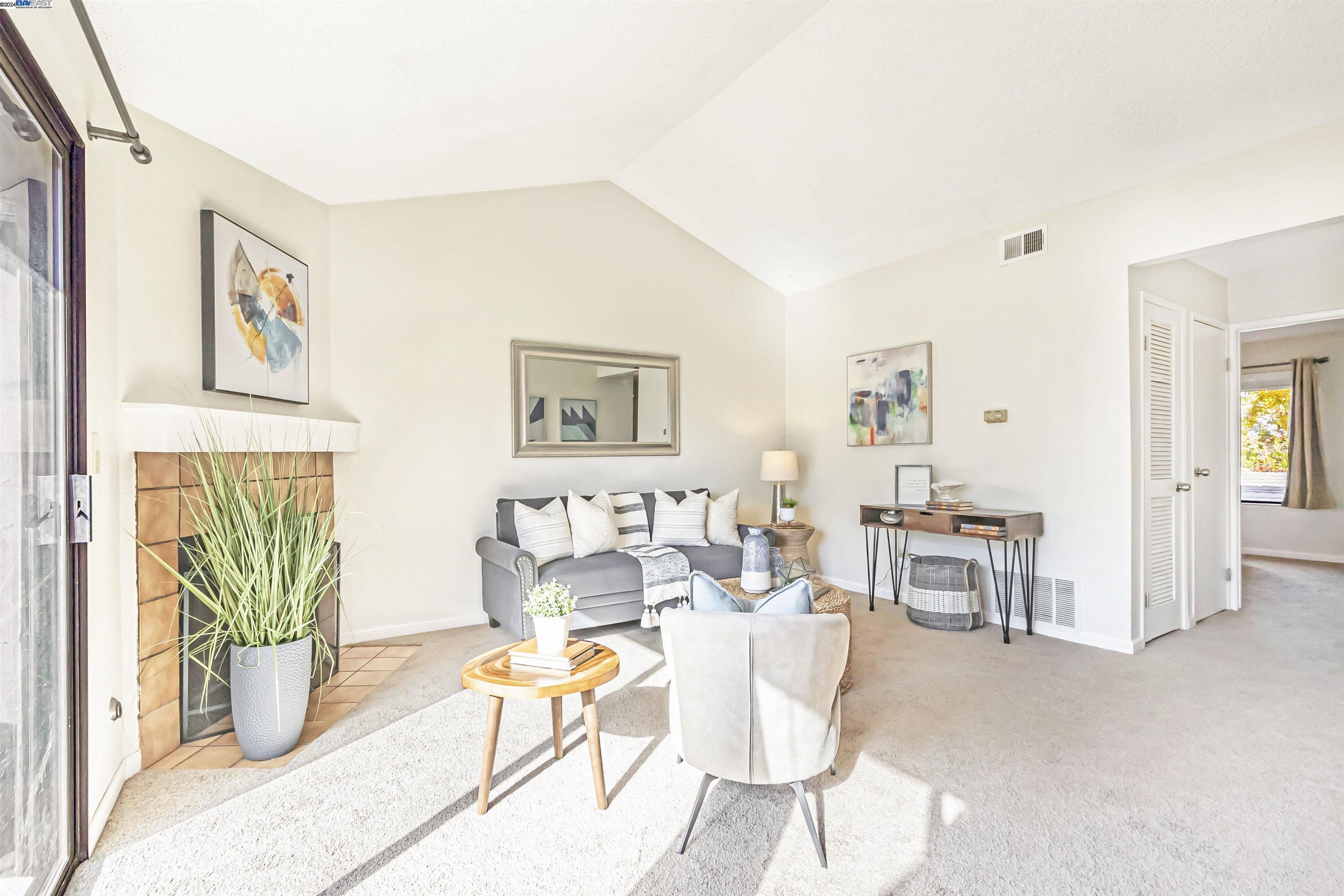 Photo #5: 41080046 Listing 