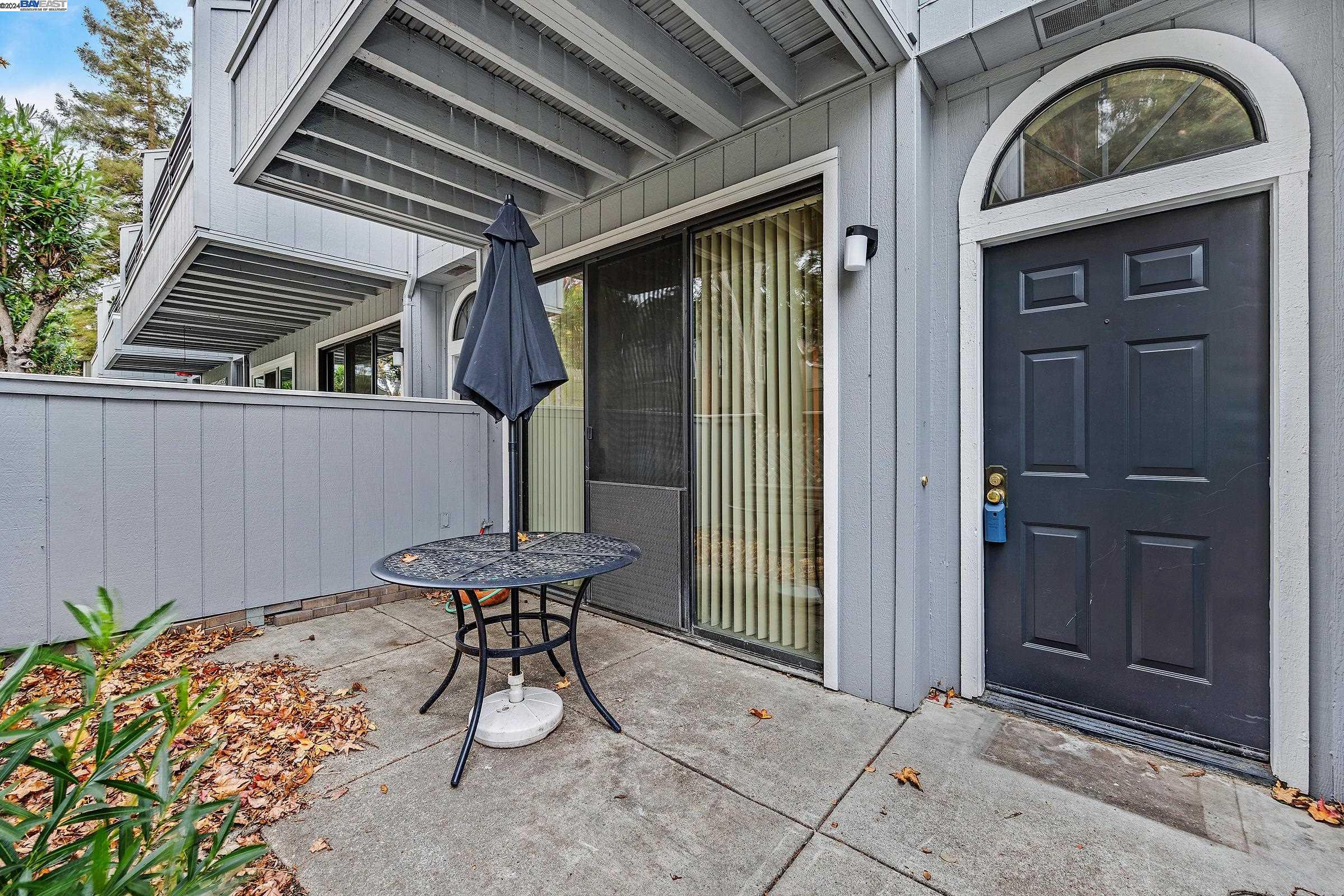 Photo #2: 41080106 Listing 