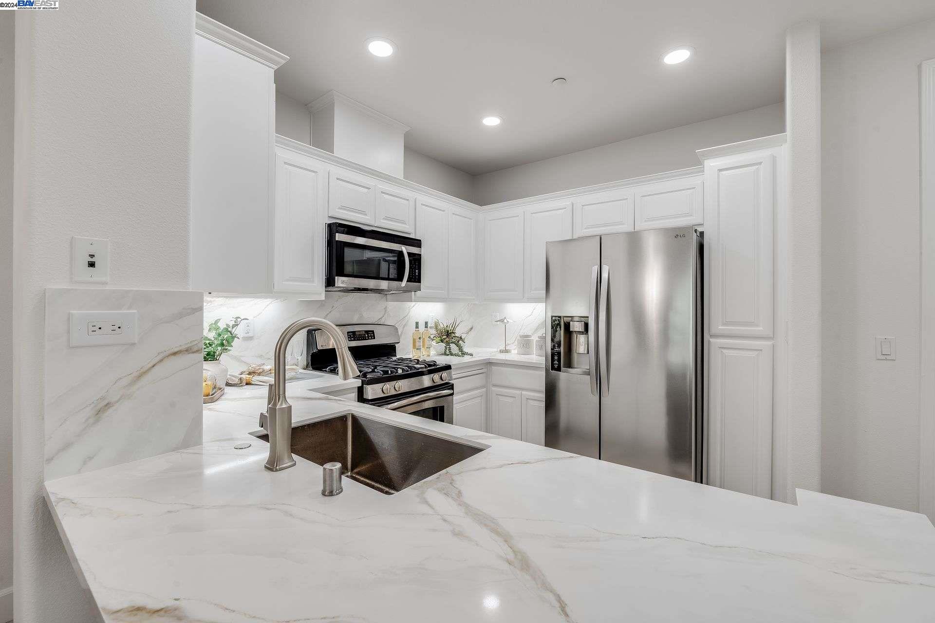 Photo #5: 41080125 Listing 