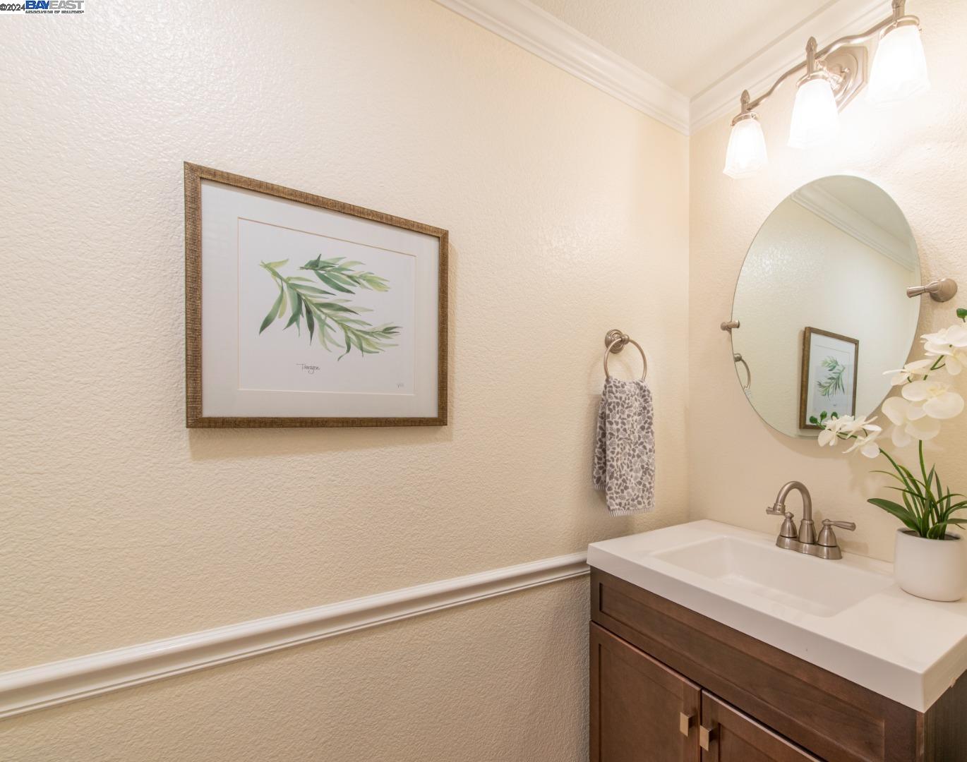 Detail Gallery Image 12 of 19 For 457 Ribbonwood Ave, San Jose,  CA 95123 - 2 Beds | 2/1 Baths