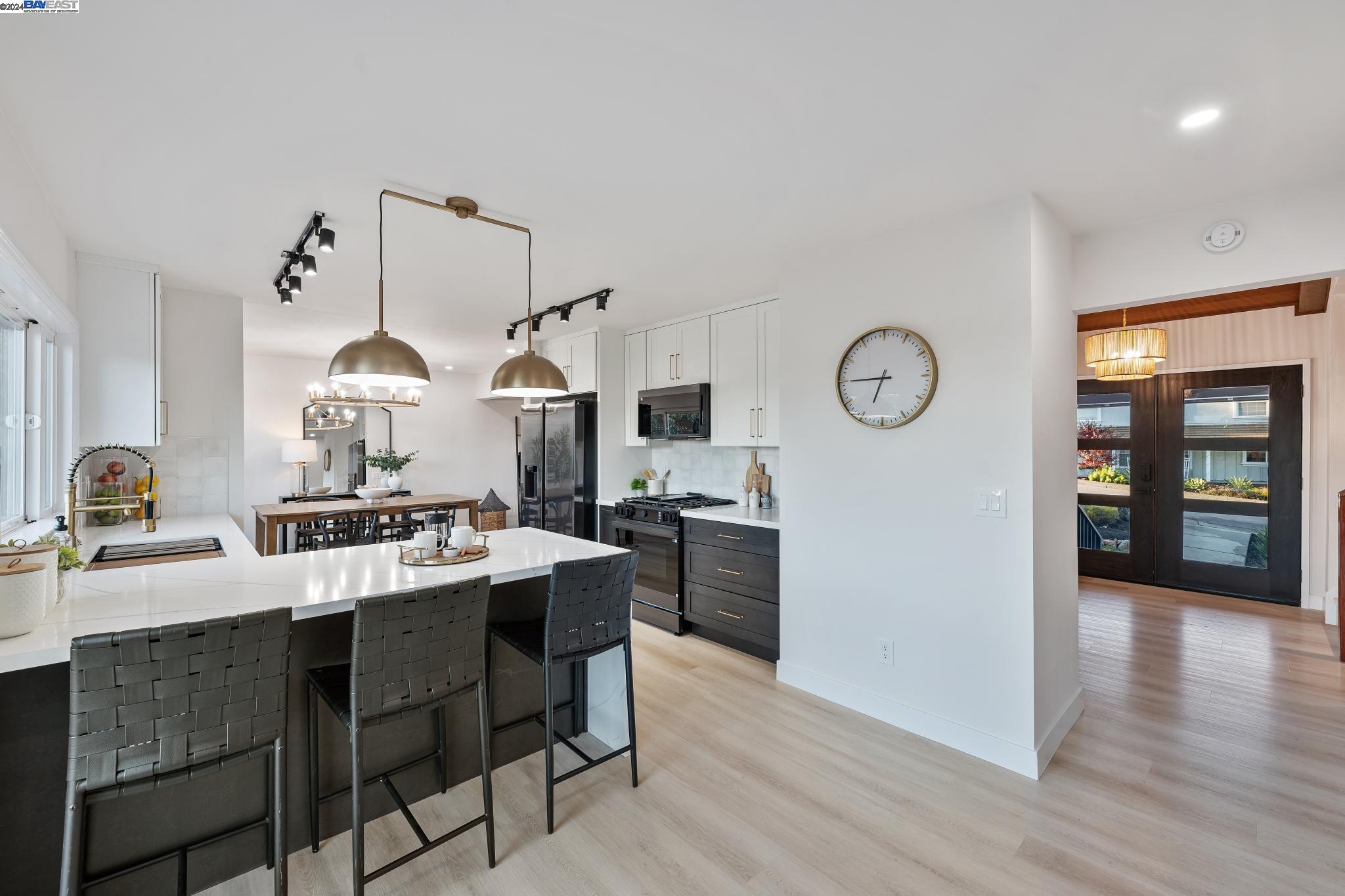 442 Cedar Hill Dr, San Rafael, California 94903, 3 Bedrooms Bedrooms, ,2 BathroomsBathrooms,Residential,For Sale,442 Cedar Hill Dr,41080158