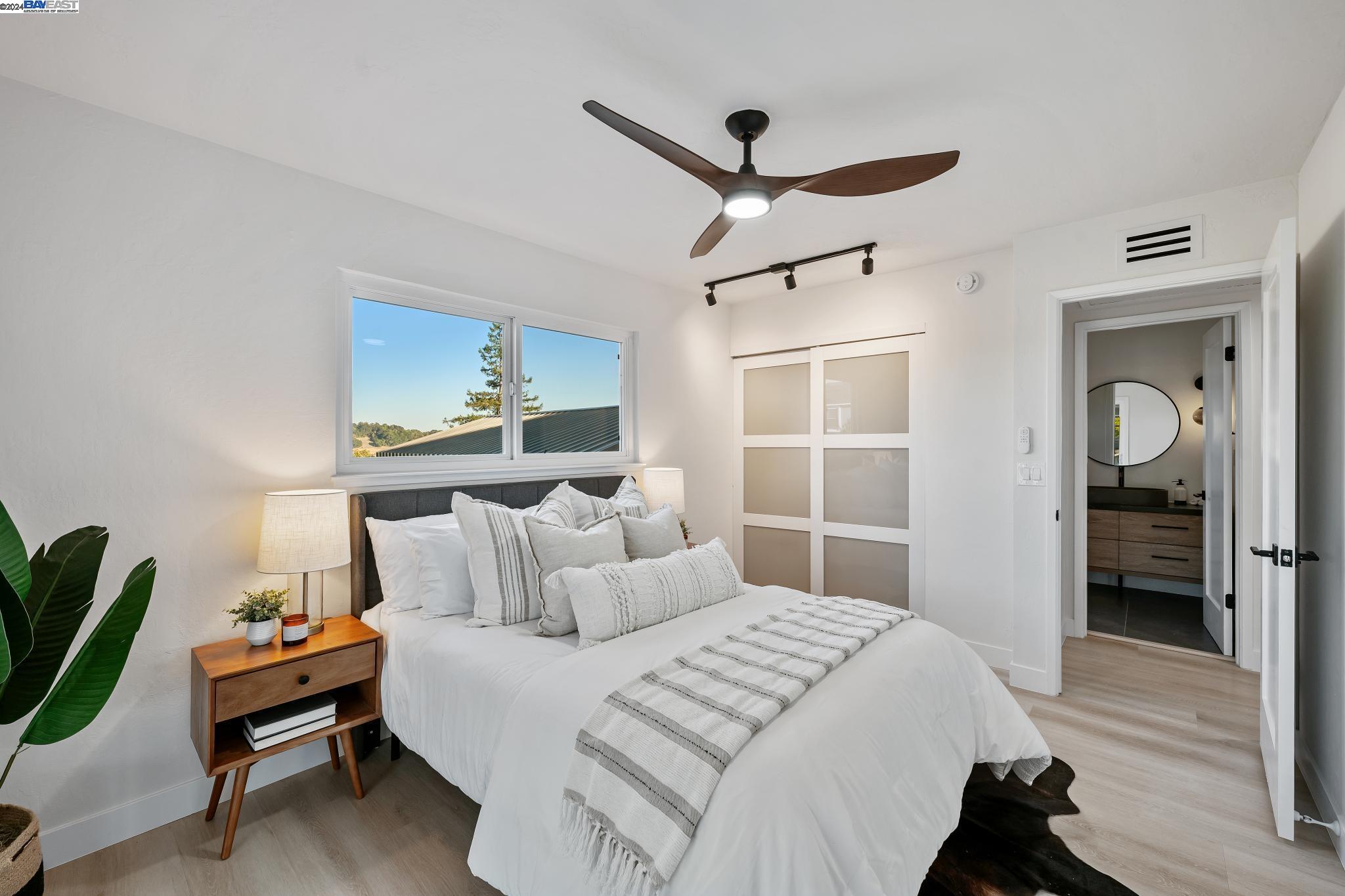 442 Cedar Hill Dr, San Rafael, California 94903, 3 Bedrooms Bedrooms, ,2 BathroomsBathrooms,Residential,For Sale,442 Cedar Hill Dr,41080158