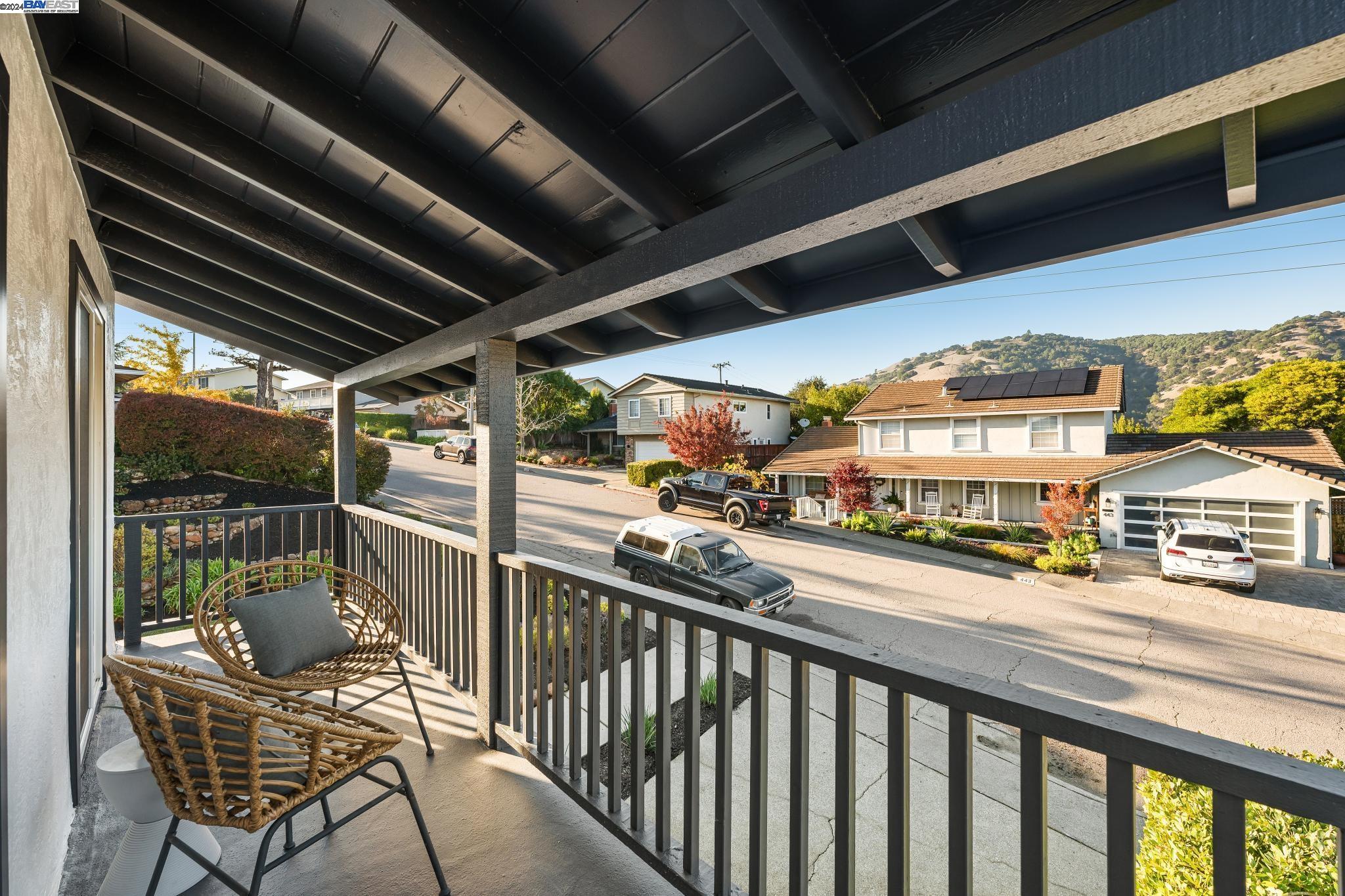442 Cedar Hill Dr, San Rafael, California 94903, 3 Bedrooms Bedrooms, ,2 BathroomsBathrooms,Residential,For Sale,442 Cedar Hill Dr,41080158