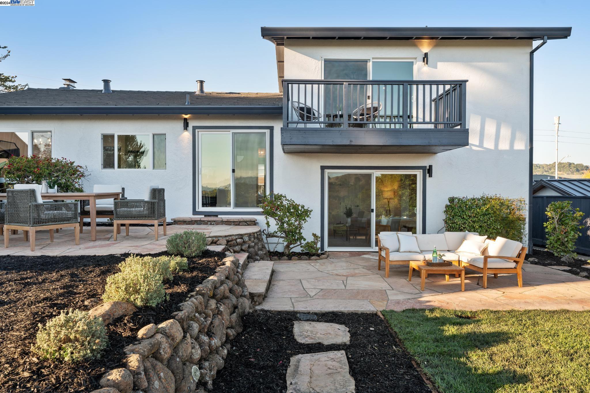 442 Cedar Hill Dr, San Rafael, California 94903, 3 Bedrooms Bedrooms, ,2 BathroomsBathrooms,Residential,For Sale,442 Cedar Hill Dr,41080158