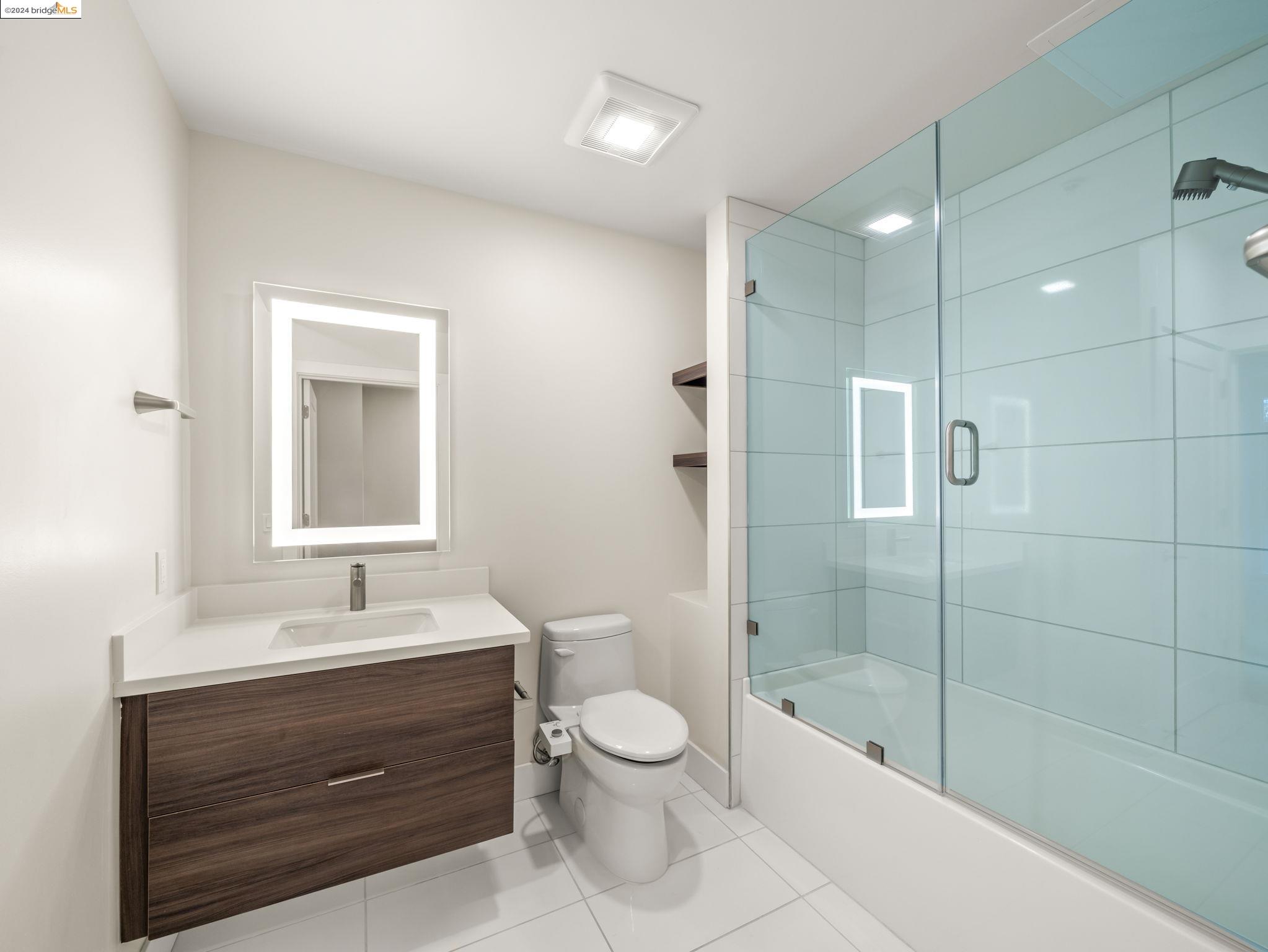 901 Jefferson St # 211, Oakland, California 94607, 1 Bedroom Bedrooms, 3 Rooms Rooms,1 BathroomBathrooms,Residential,For Sale,901 Jefferson St # 211,41080162