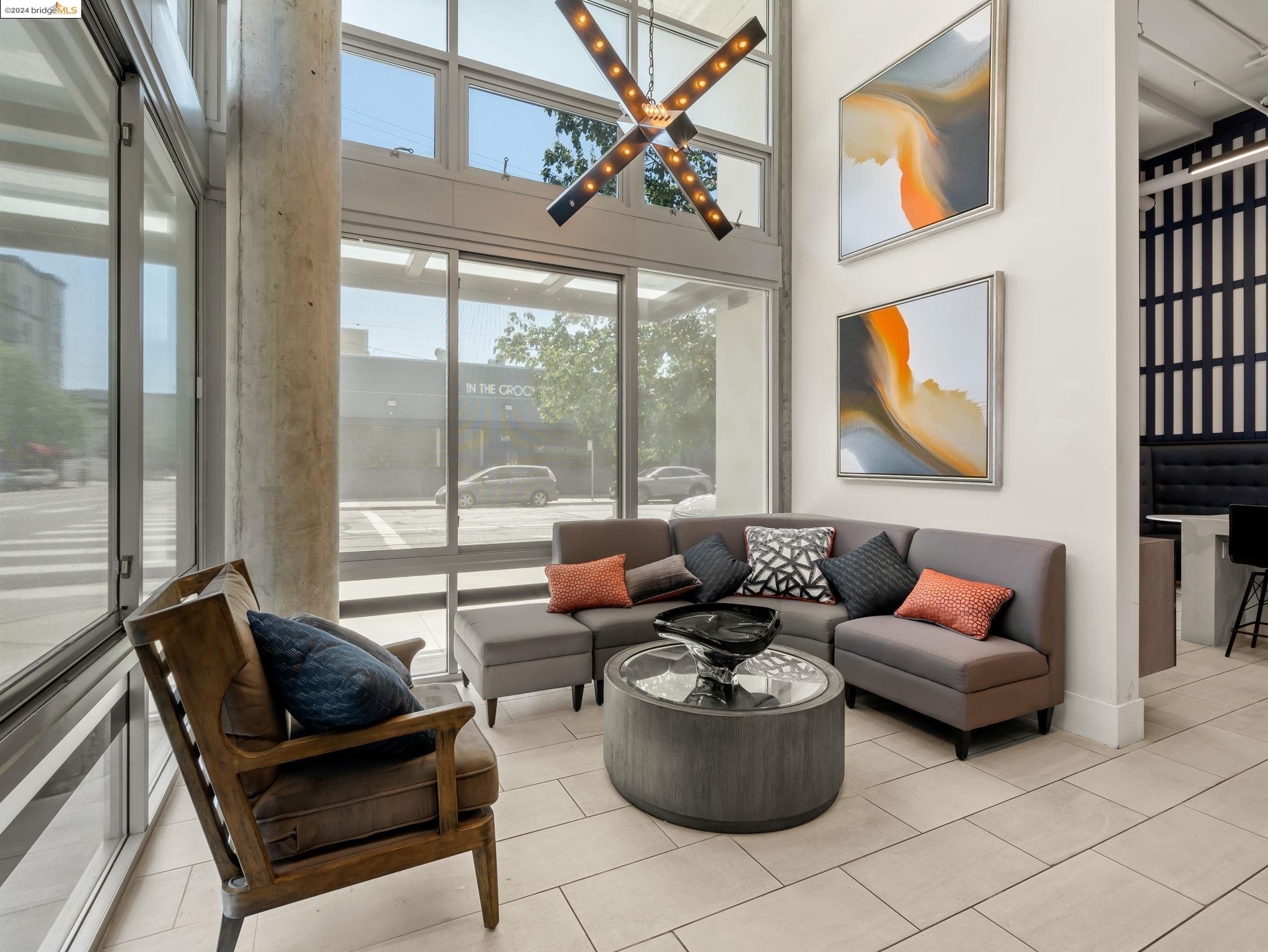 901 Jefferson St # 211, Oakland, California 94607, 1 Bedroom Bedrooms, 3 Rooms Rooms,1 BathroomBathrooms,Residential,For Sale,901 Jefferson St # 211,41080162