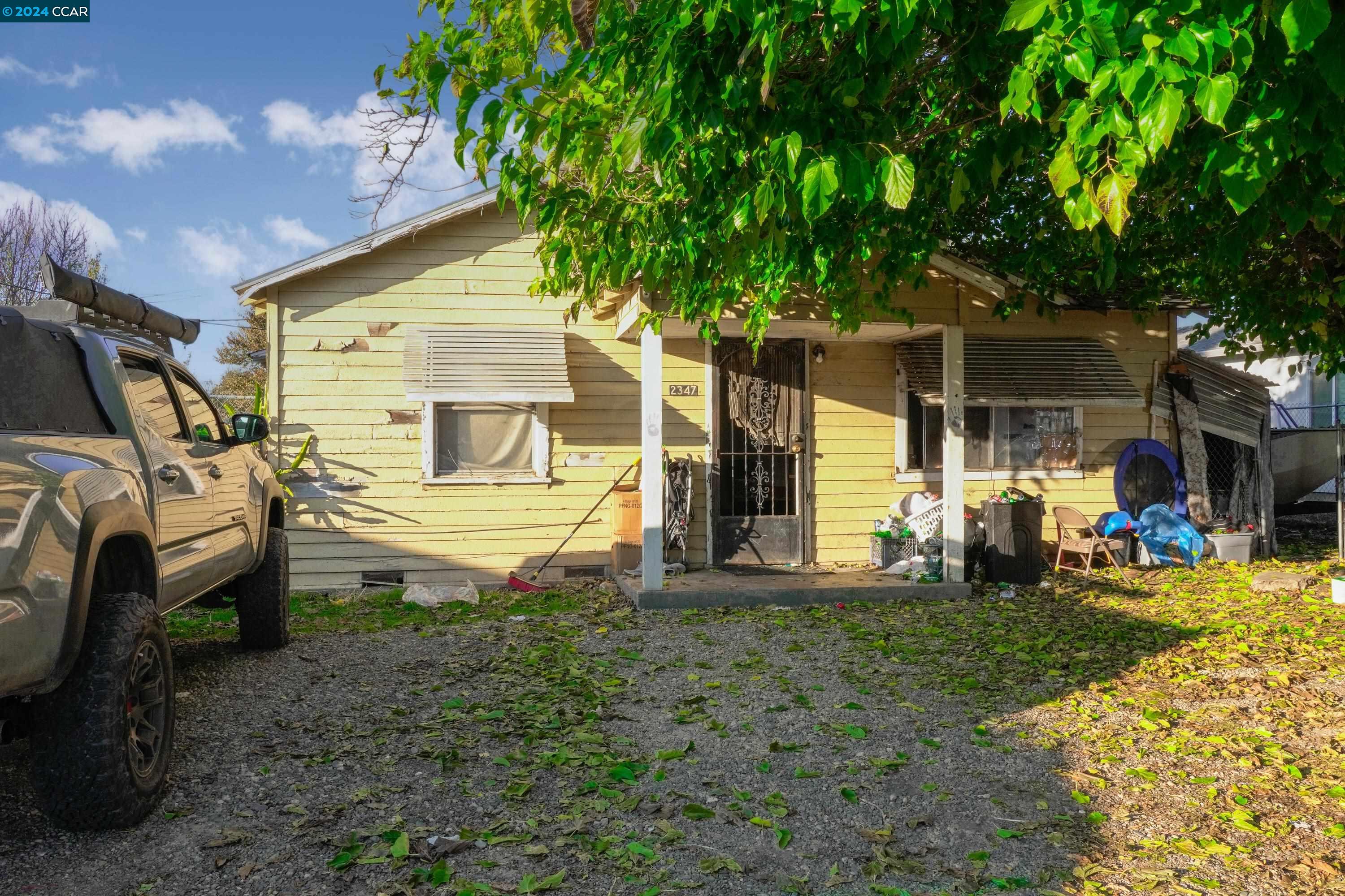 Detail Gallery Image 1 of 59 For 2347 E Alpine Ave, Stockton,  CA 95205 - 4 Beds | 1 Baths