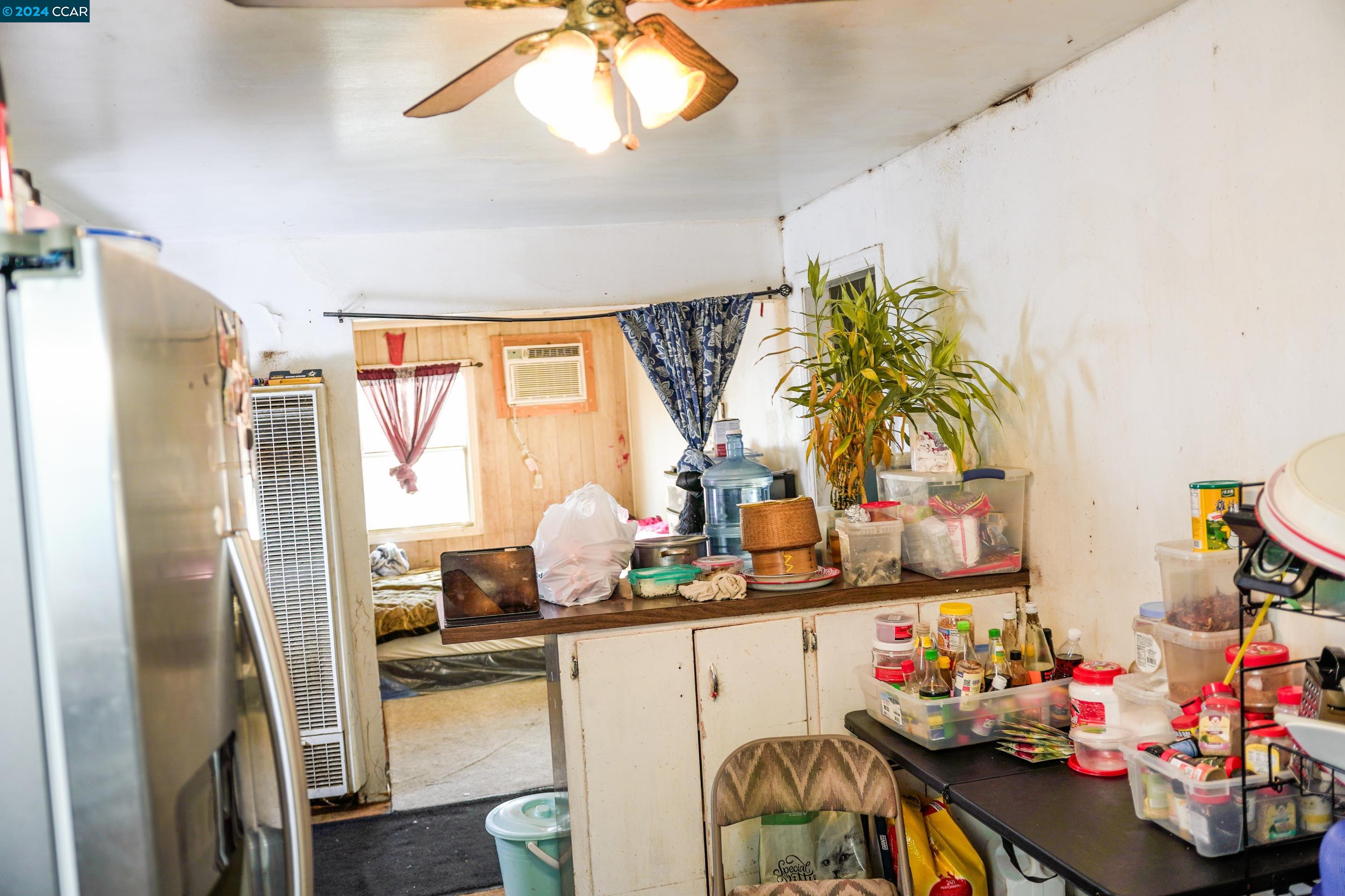 Detail Gallery Image 14 of 59 For 2347 E Alpine Ave, Stockton,  CA 95205 - 4 Beds | 1 Baths