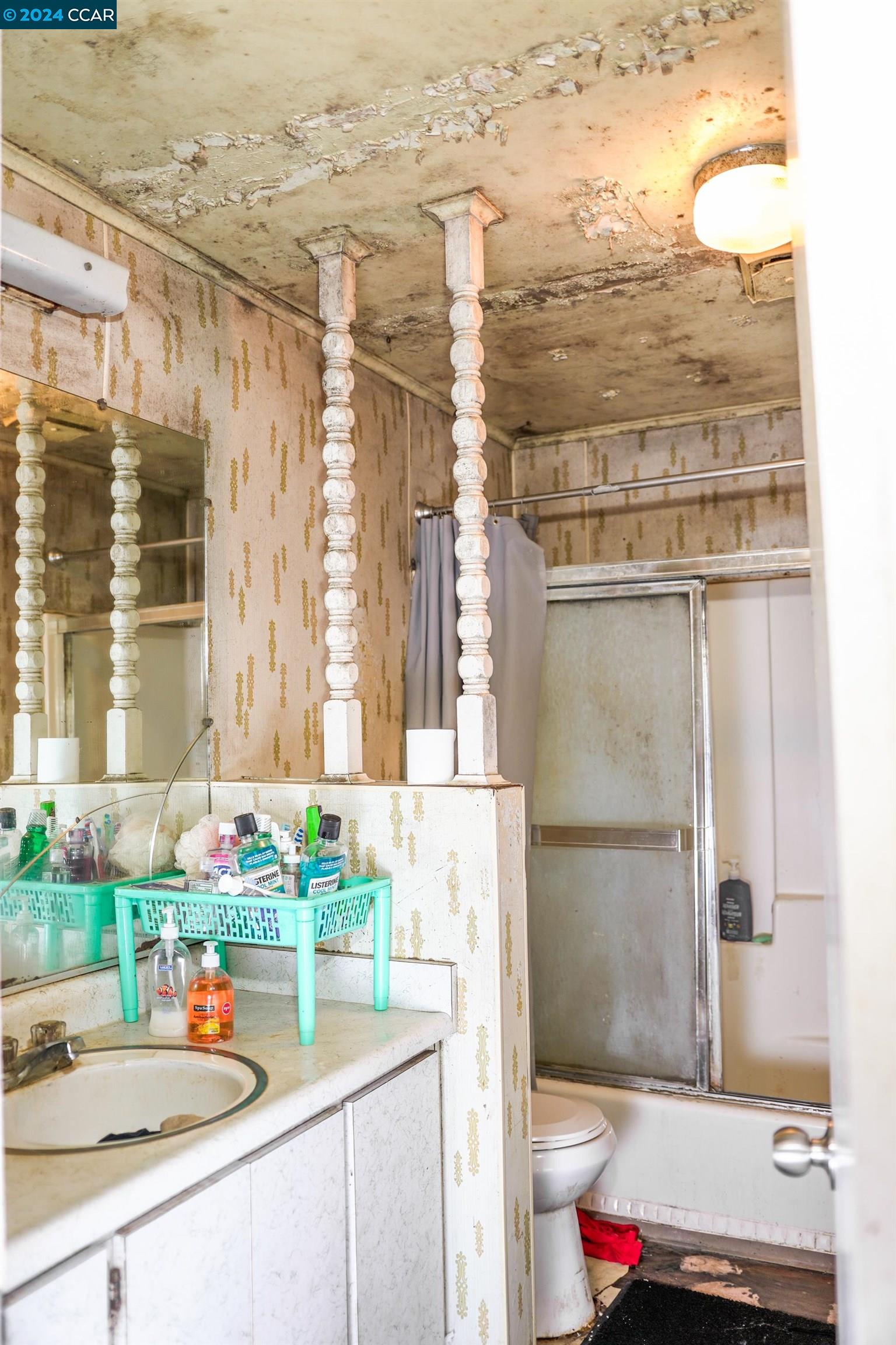 Detail Gallery Image 29 of 59 For 2347 E Alpine Ave, Stockton,  CA 95205 - 4 Beds | 1 Baths
