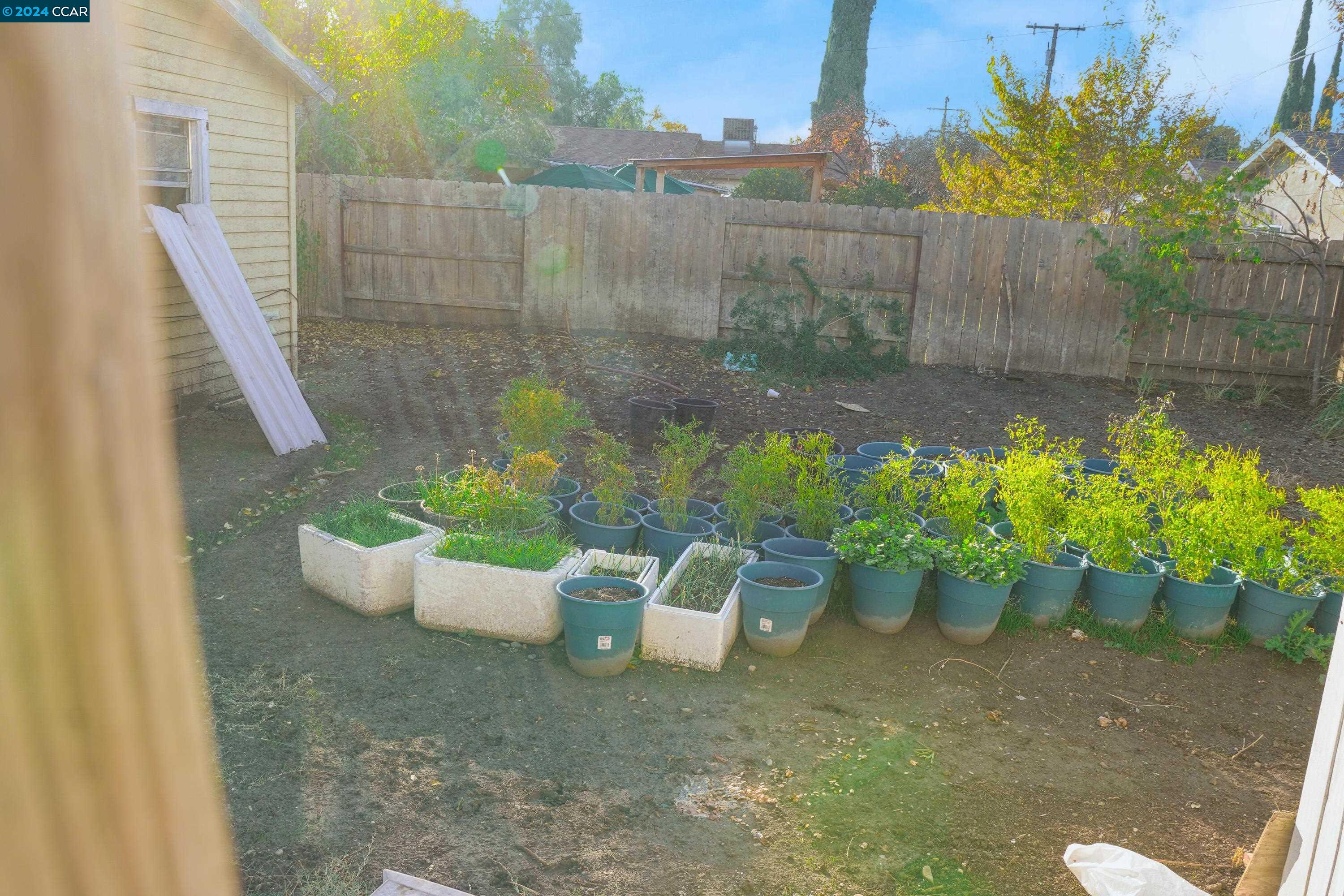 Detail Gallery Image 51 of 59 For 2347 E Alpine Ave, Stockton,  CA 95205 - 4 Beds | 1 Baths