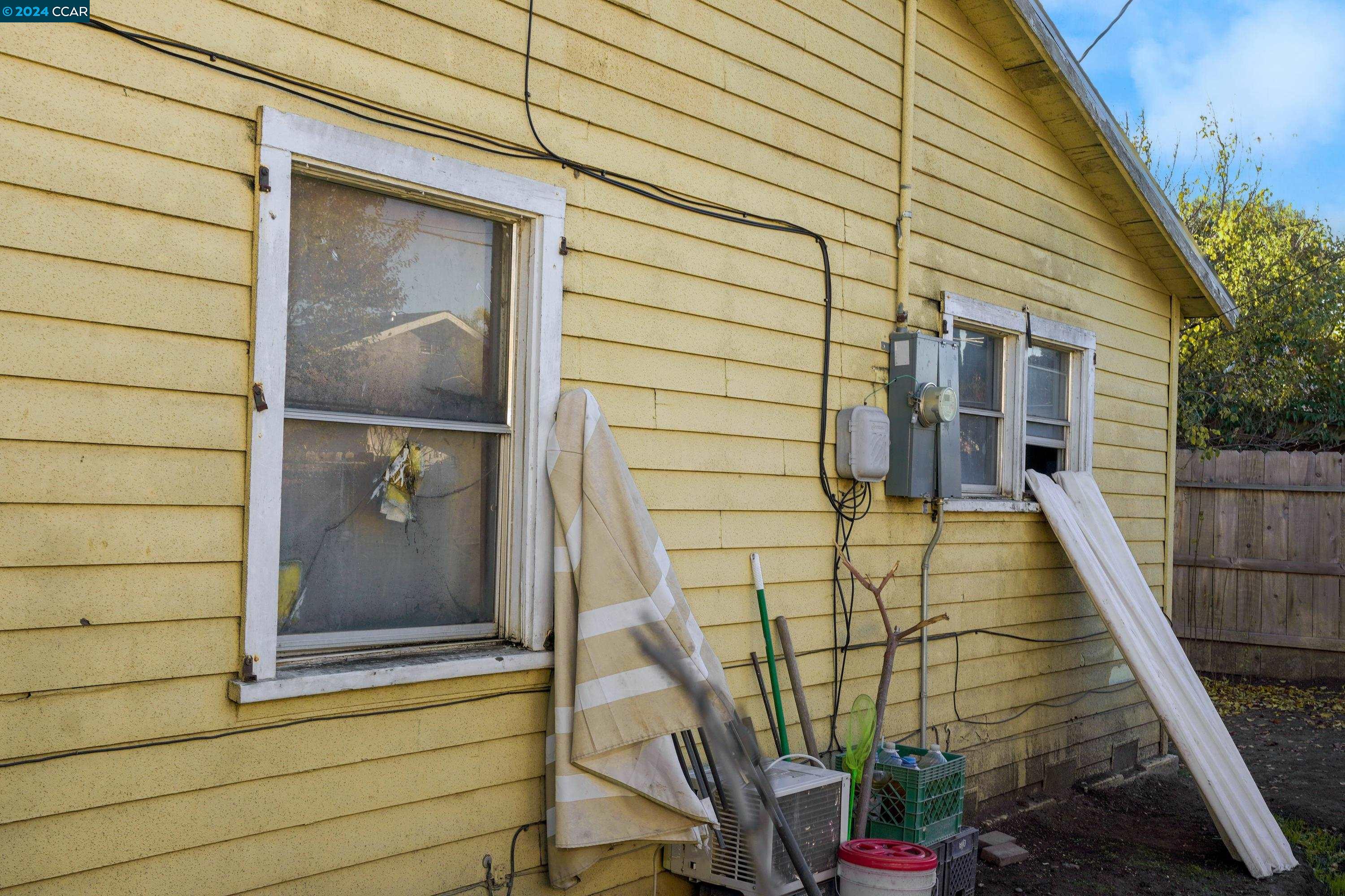 Detail Gallery Image 55 of 59 For 2347 E Alpine Ave, Stockton,  CA 95205 - 4 Beds | 1 Baths