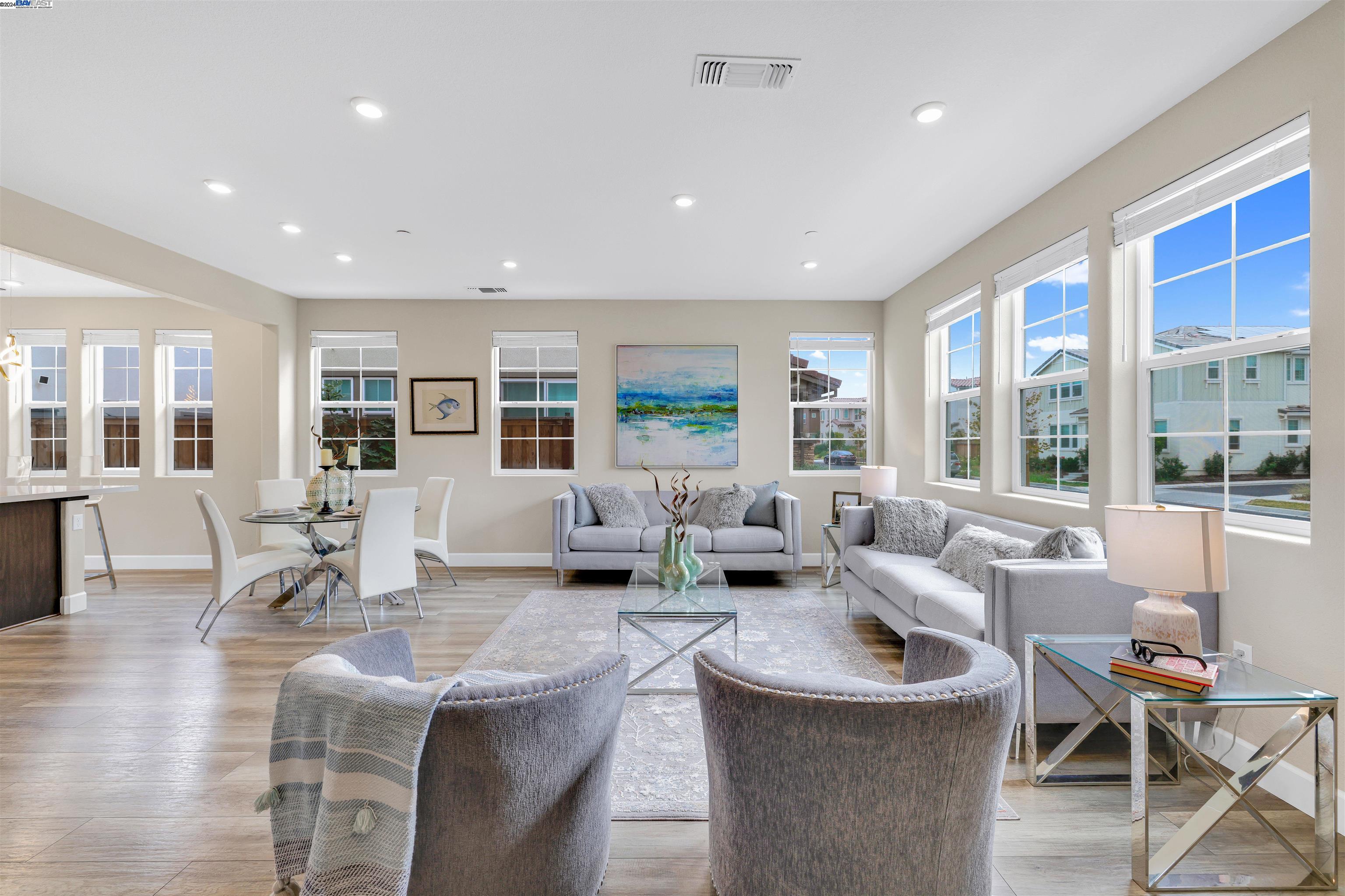 Detail Gallery Image 1 of 1 For 231 E Lawson Ave, Mountain House,  CA 95391 - 4 Beds | 3 Baths