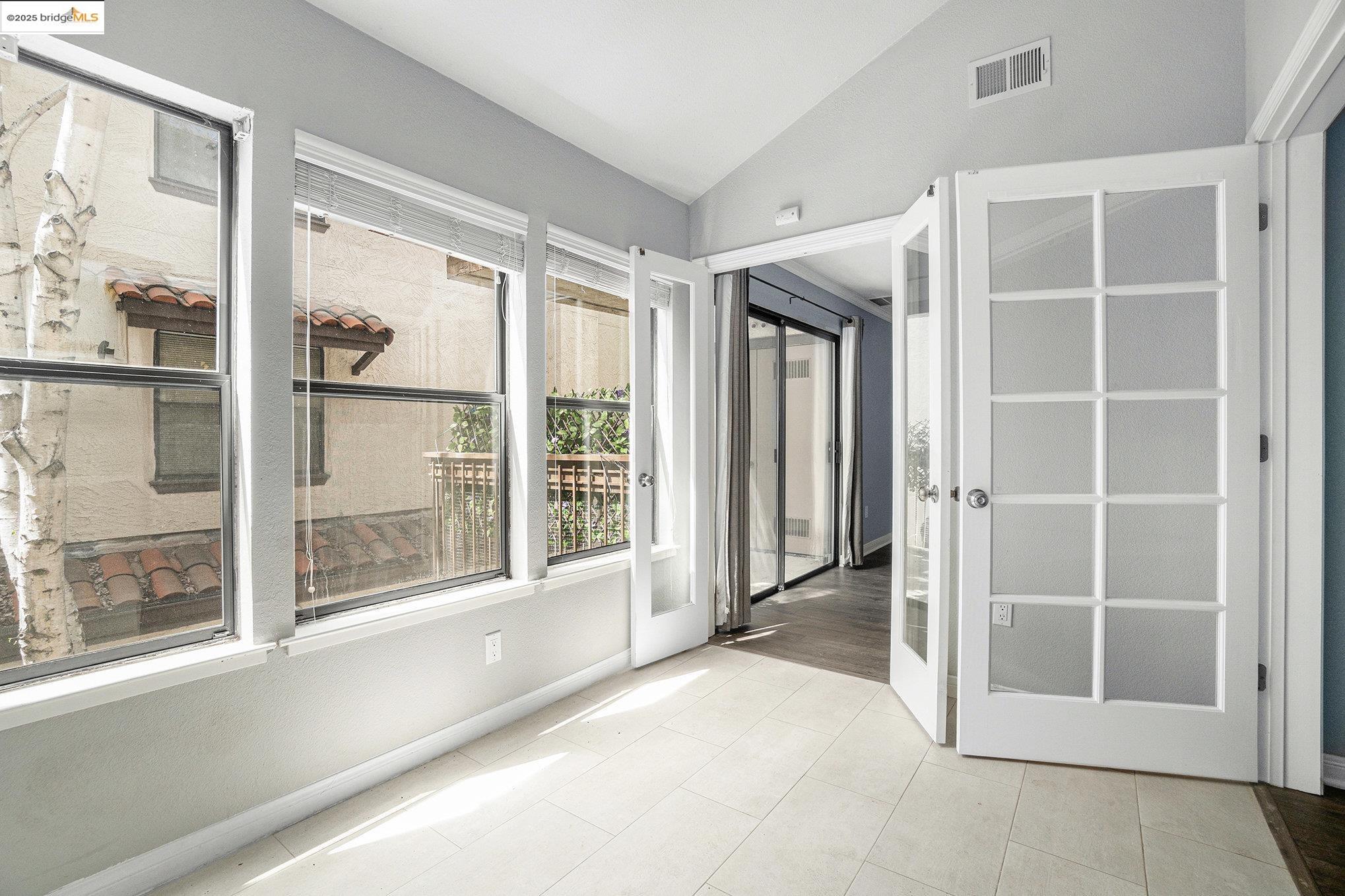 Photo #12: 41080281 Listing: Photo #12