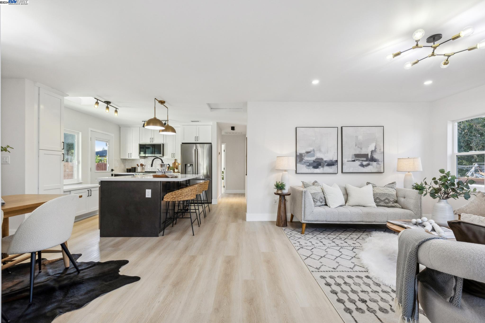 1204 Junipero Ave, Redwood City, California 94061, 3 Bedrooms Bedrooms, 5 Rooms Rooms,1 BathroomBathrooms,Residential,For Sale,1204 Junipero Ave,41080305
