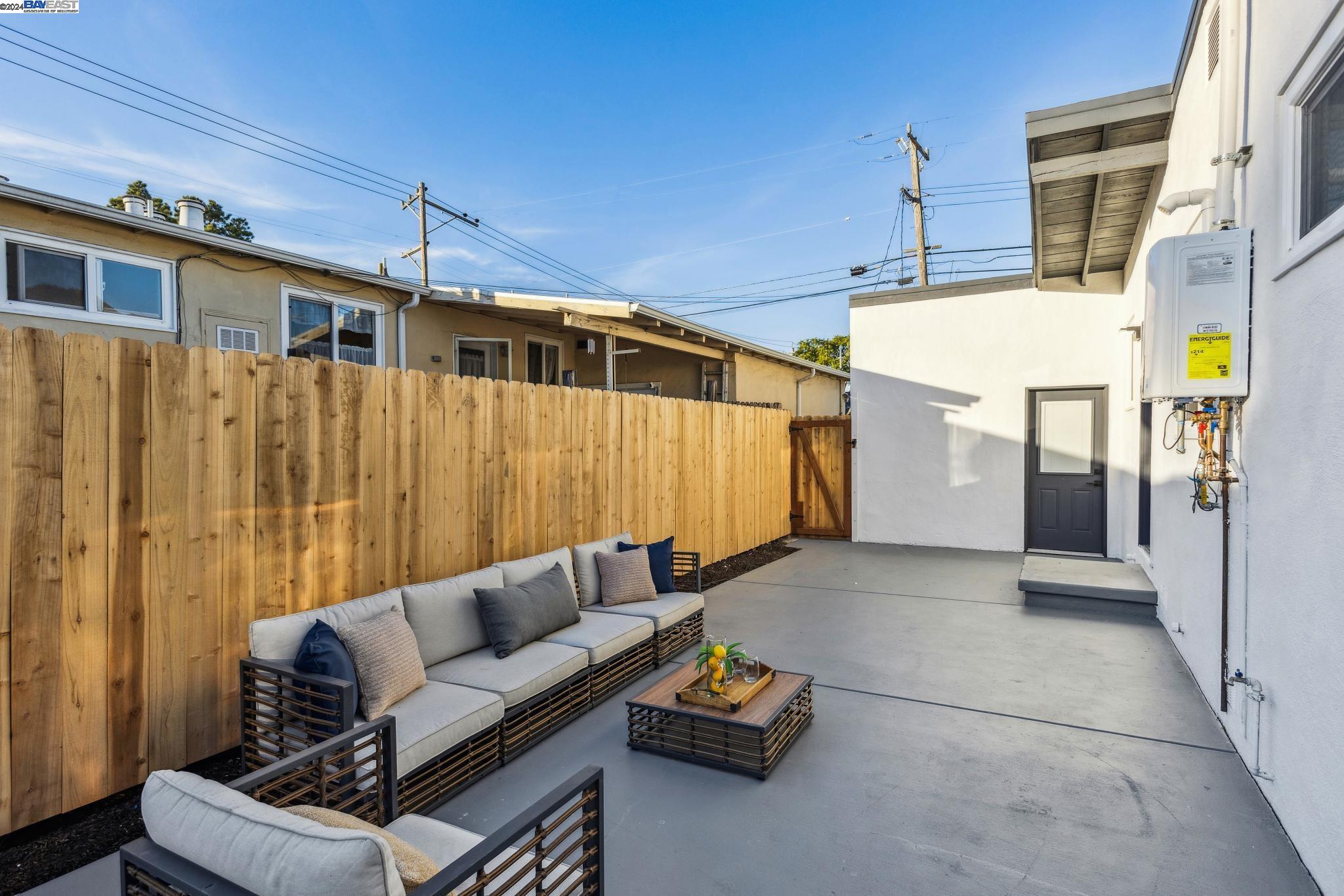 4217 David St, Castro Valley, California 94546, 3 Bedrooms Bedrooms, 6 Rooms Rooms,2 BathroomsBathrooms,Residential,For Sale,4217 David St,41080306