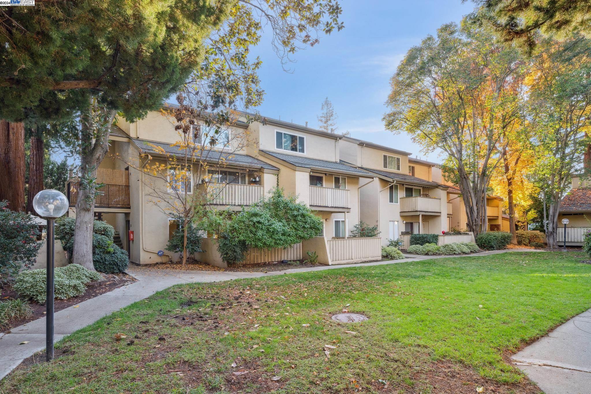 MLS: 41080307 Condo For Sale