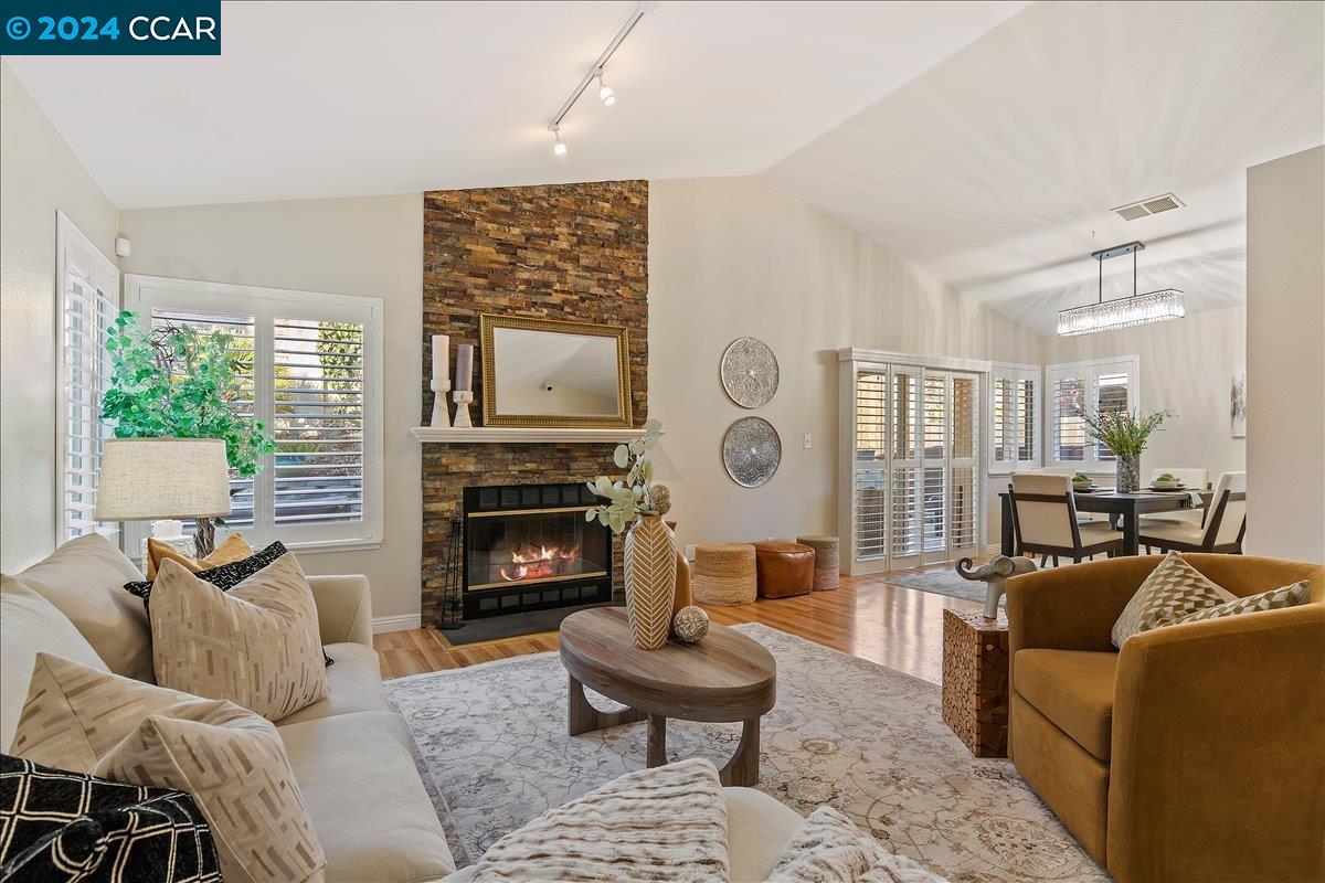 Photo #6: 41080366 Listing 