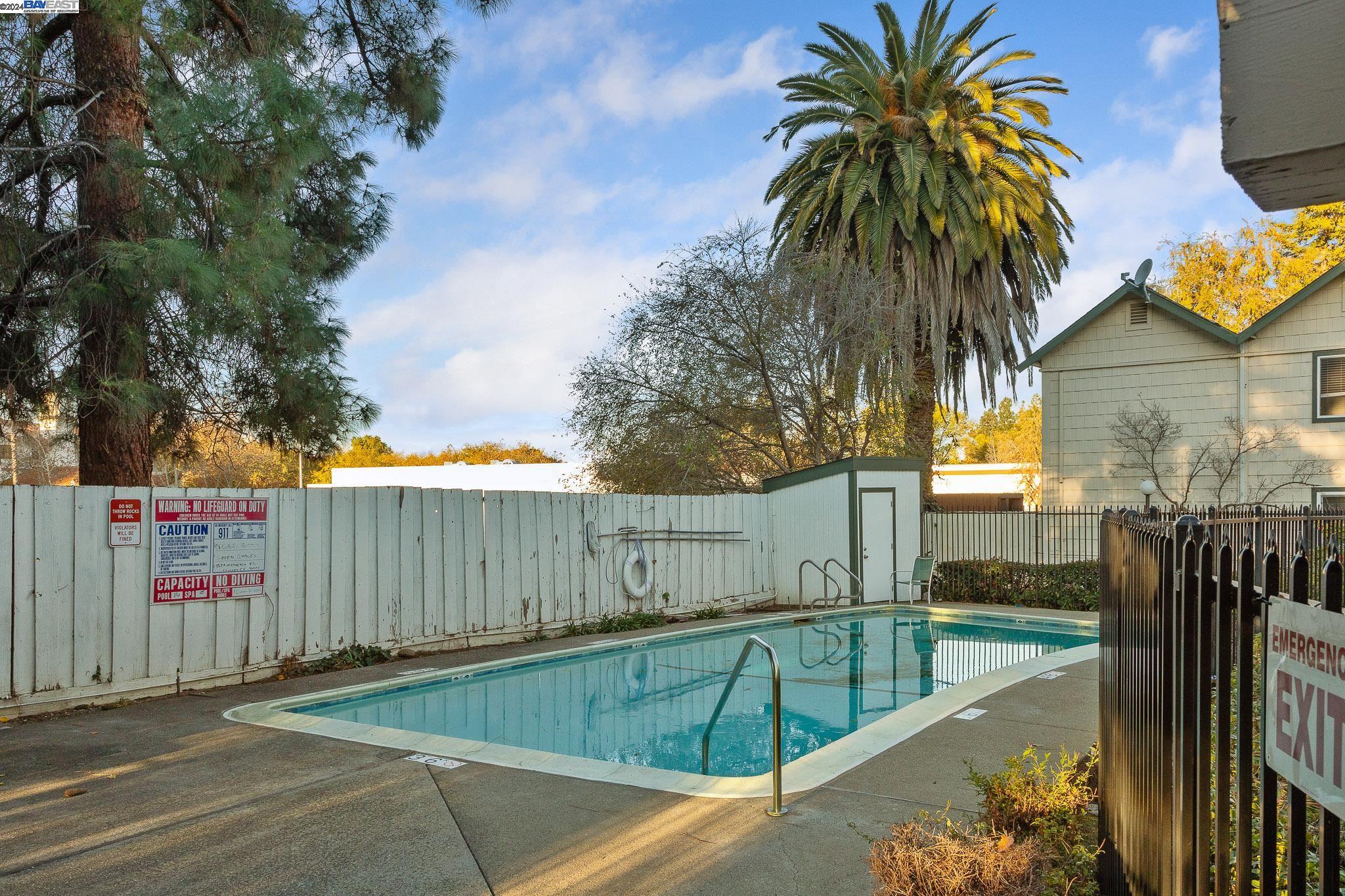 Photo #6: 41080371 Listing: Photo #6