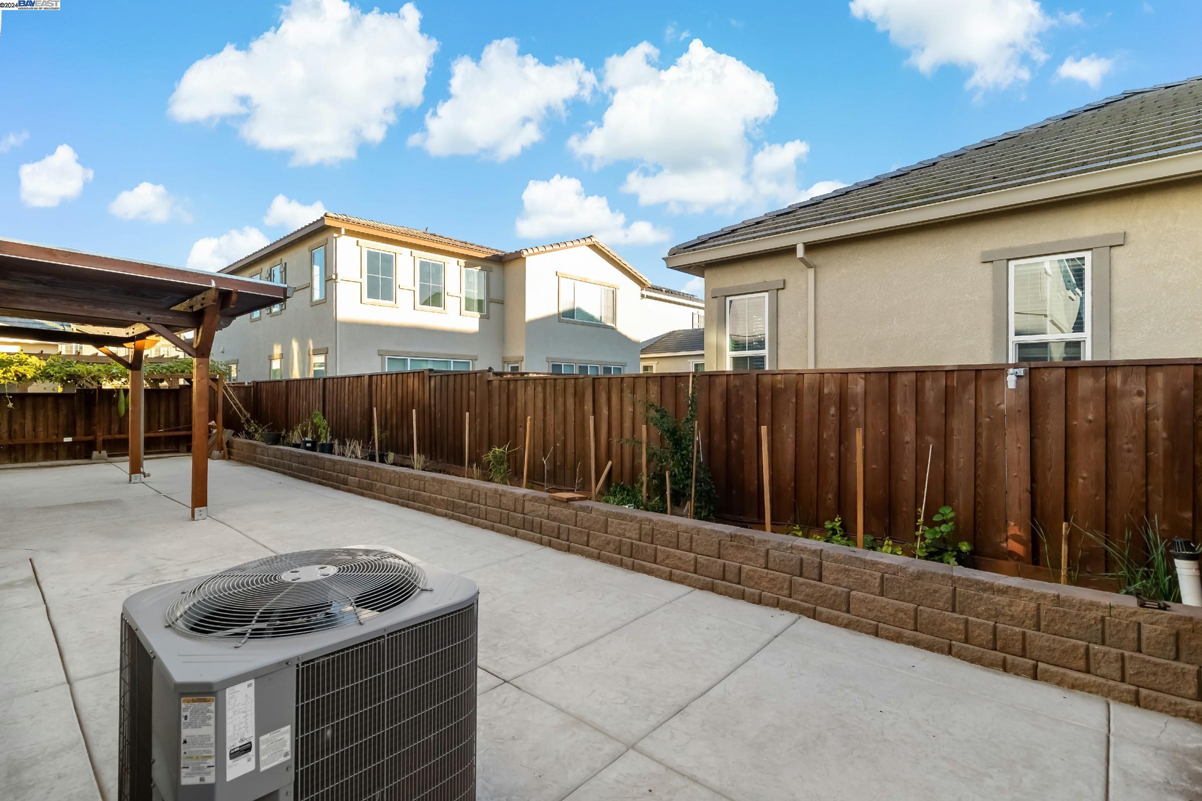 Detail Gallery Image 53 of 59 For 717 Delaney, Oakley,  CA 94561 - 5 Beds | 3/1 Baths