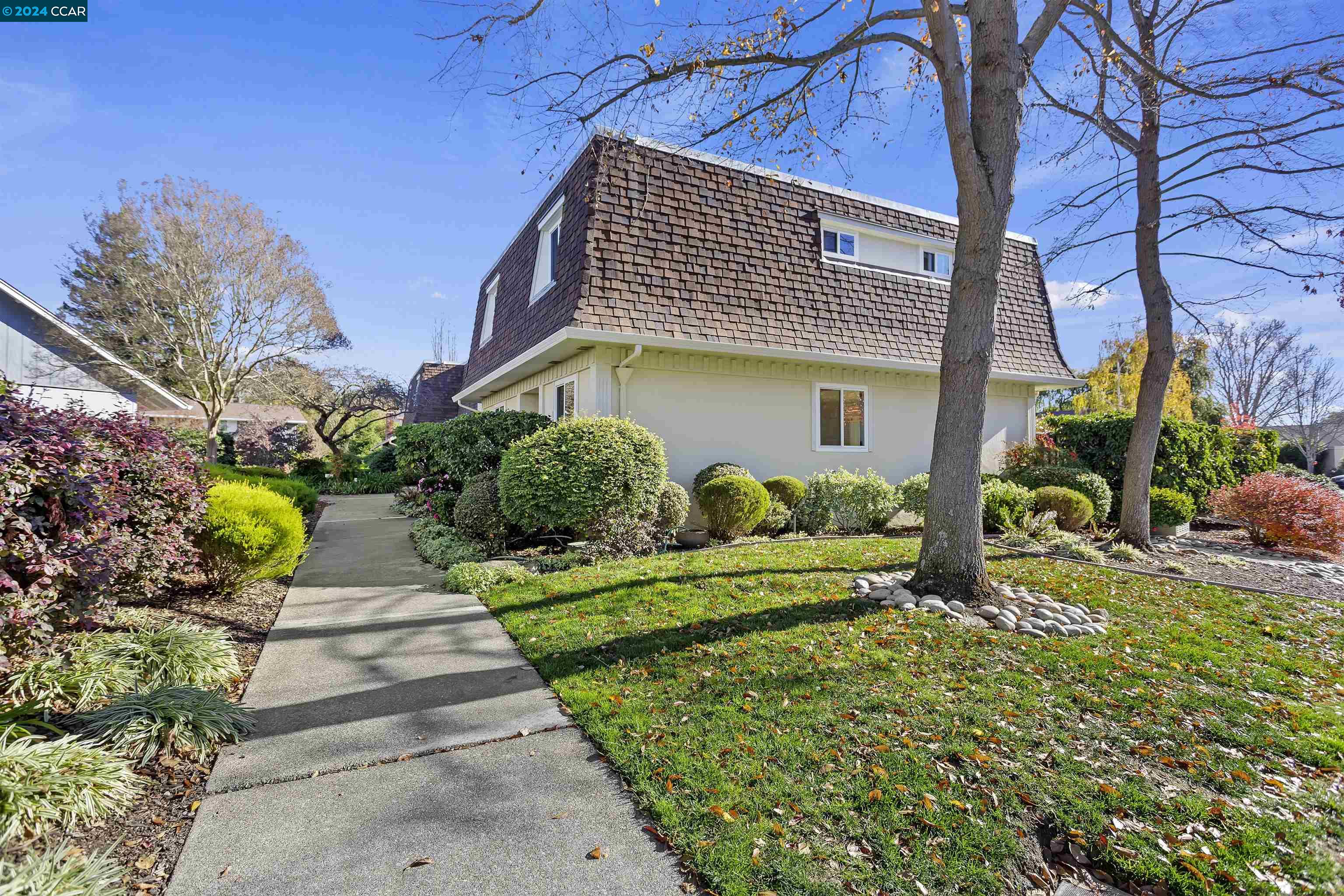 Photo #2: 41080396 Listing 