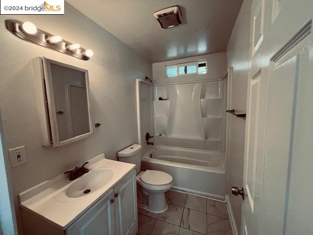 Detail Gallery Image 31 of 39 For 719 35th St, Oakland,  CA 94609 - – Beds | – Baths