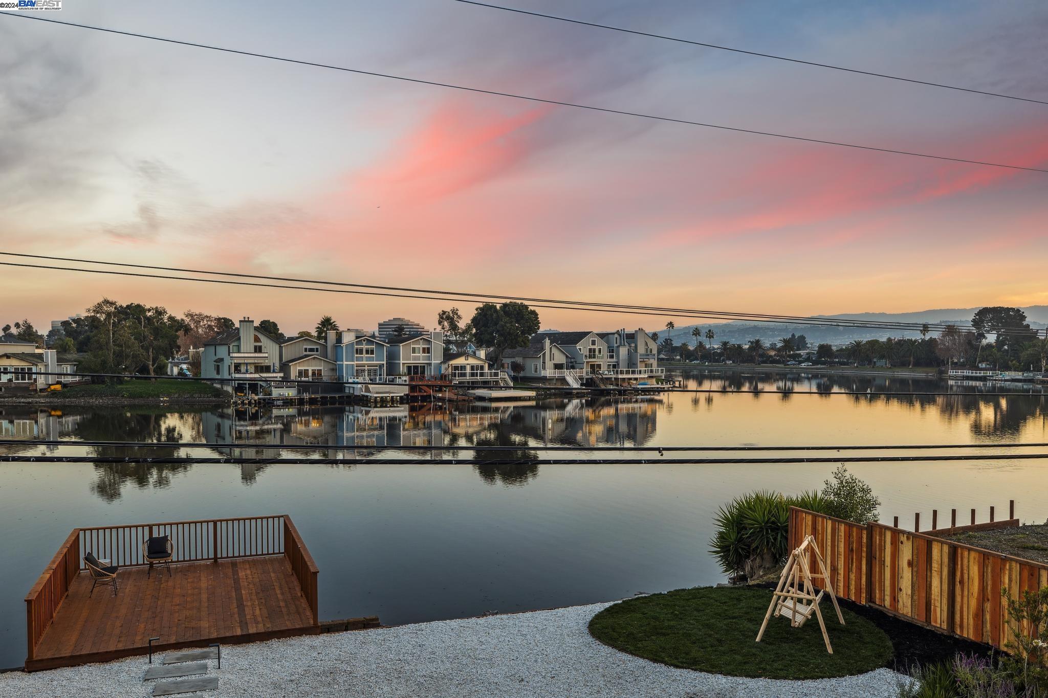 1733 Kelly St, San Mateo, California 94403, 4 Bedrooms Bedrooms, 8 Rooms Rooms,3 BathroomsBathrooms,Residential,For Sale,1733 Kelly St,41080401