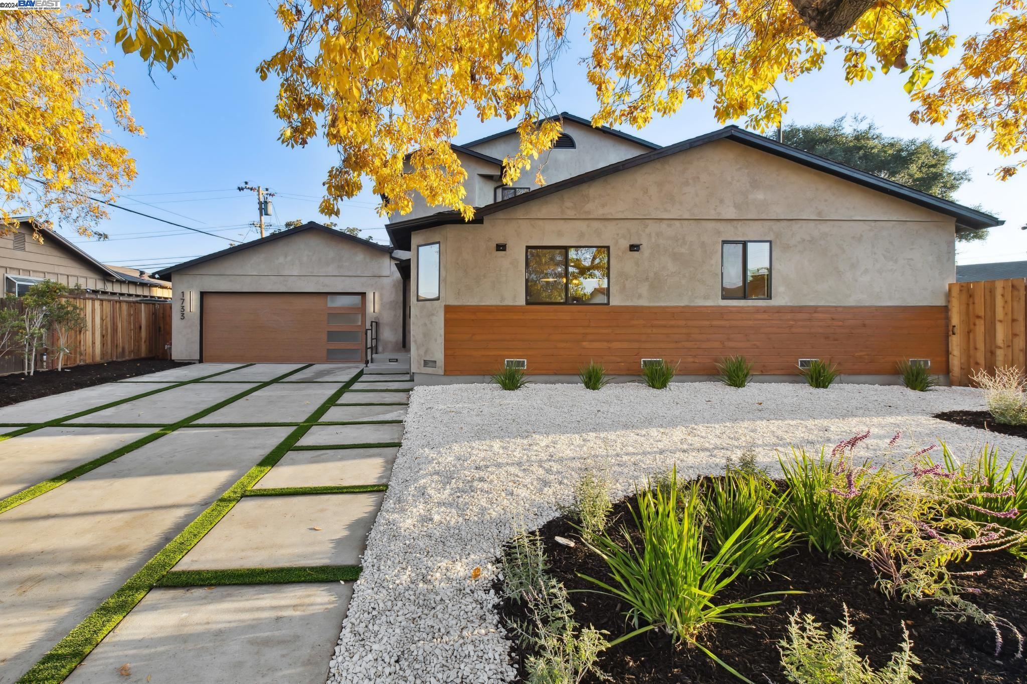1733 Kelly St, San Mateo, California 94403, 4 Bedrooms Bedrooms, 8 Rooms Rooms,3 BathroomsBathrooms,Residential,For Sale,1733 Kelly St,41080401