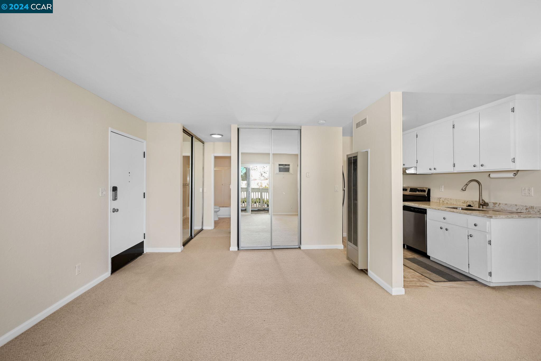 Photo #12: 41080456 Listing: Photo #12