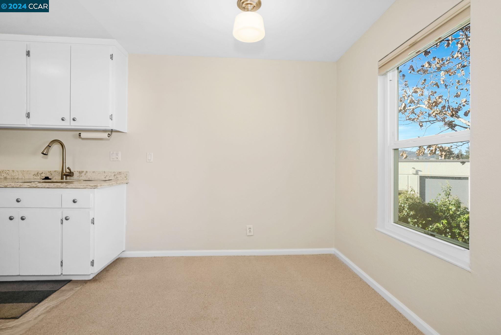 Photo #6: 41080456 Listing: Photo #6