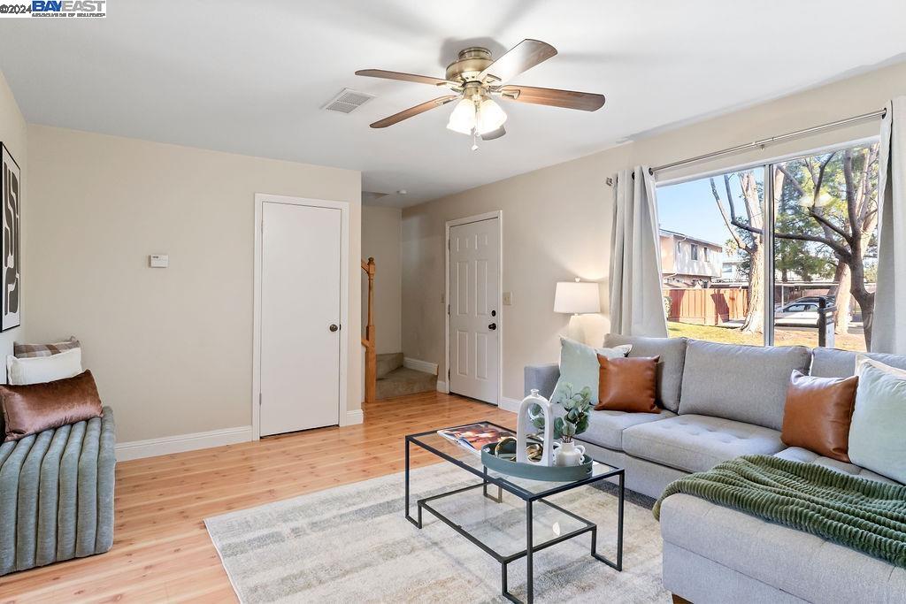 Photo #5: 41080462 Listing 