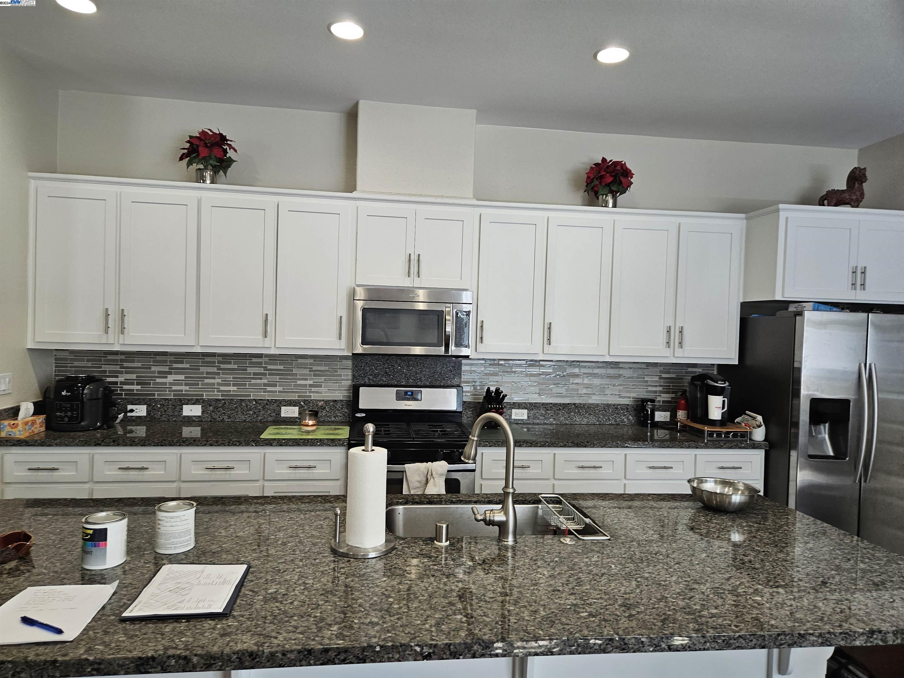 Detail Gallery Image 1 of 1 For 37798 Taro Ter, Newark,  CA 94560 - 4 Beds | 3/1 Baths