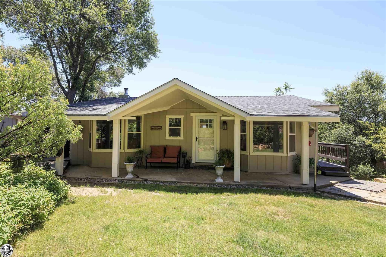 Detail Gallery Image 17 of 60 For 18475 E Hershey, Tuolumne,  CA 95379-9627 - 3 Beds | 2 Baths