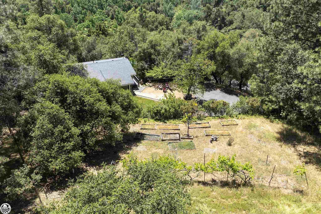 Detail Gallery Image 10 of 60 For 18475 E Hershey, Tuolumne,  CA 95379-9627 - 3 Beds | 2 Baths