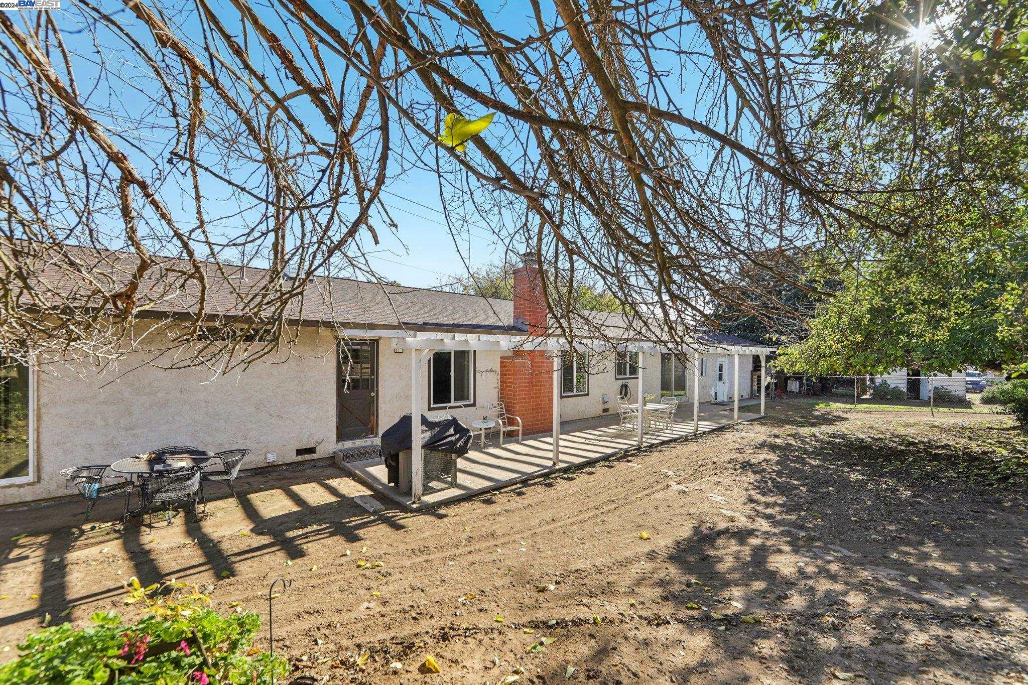 Detail Gallery Image 30 of 54 For 4807 Live Oak Ave, Oakley,  CA 94561 - 5 Beds | 3/1 Baths