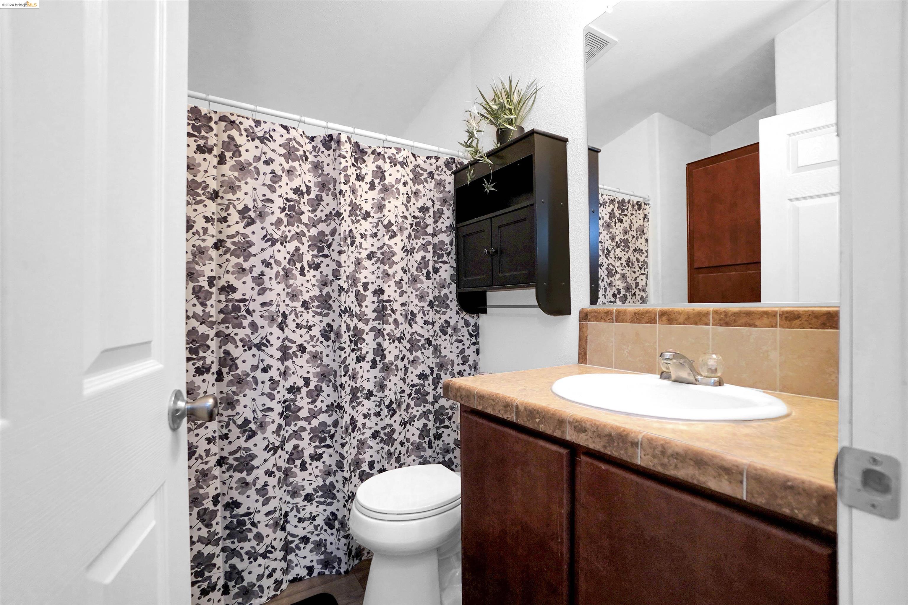 Detail Gallery Image 14 of 28 For 1850 Evans Ln Spc 22,  San Jose,  CA 95125 - 2 Beds | 1 Baths