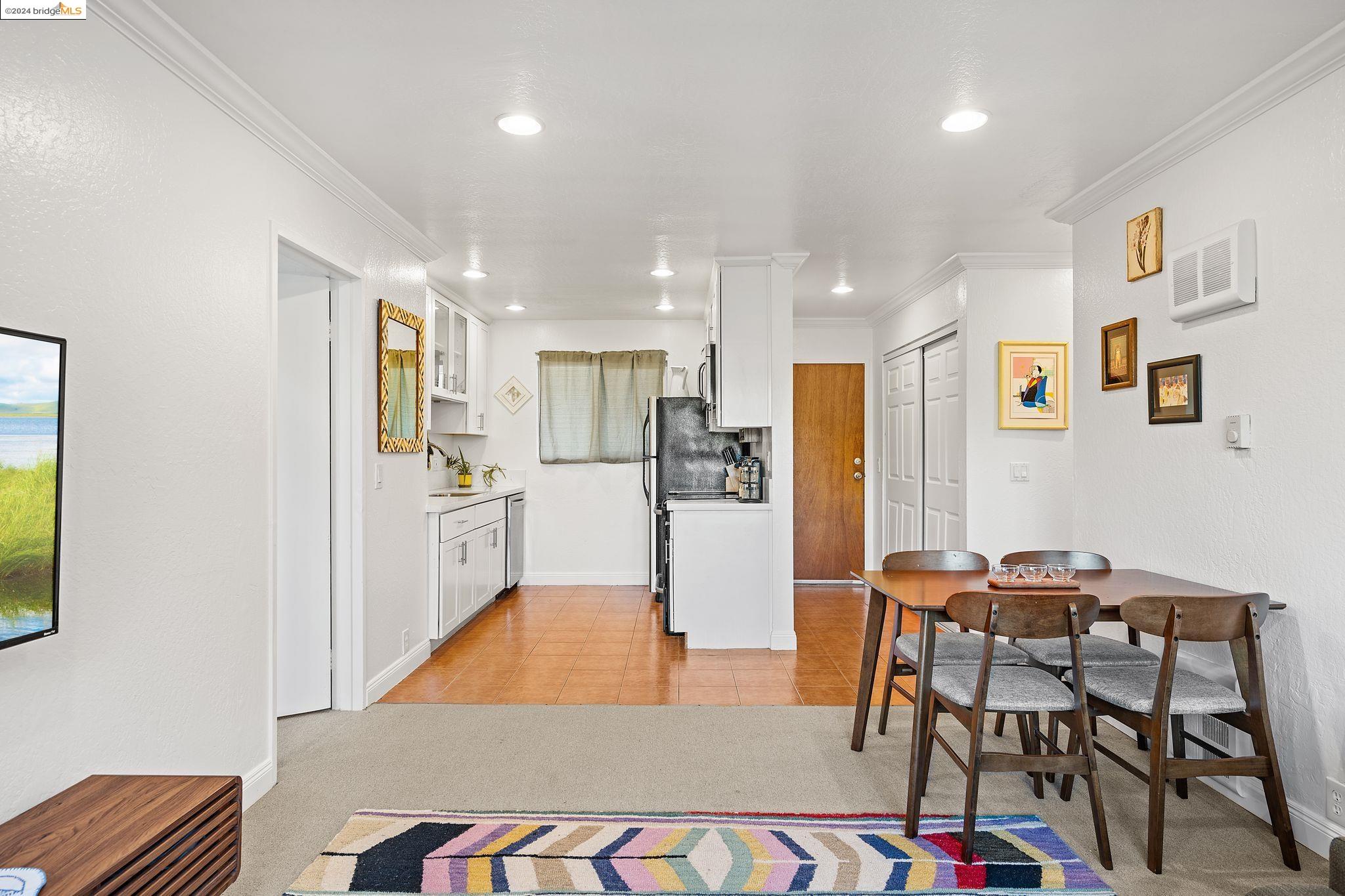 455 Crescent St # 220, Oakland, California 94610, 2 Bedrooms Bedrooms, 4 Rooms Rooms,2 BathroomsBathrooms,Residential,For Sale,455 Crescent St # 220,41080544