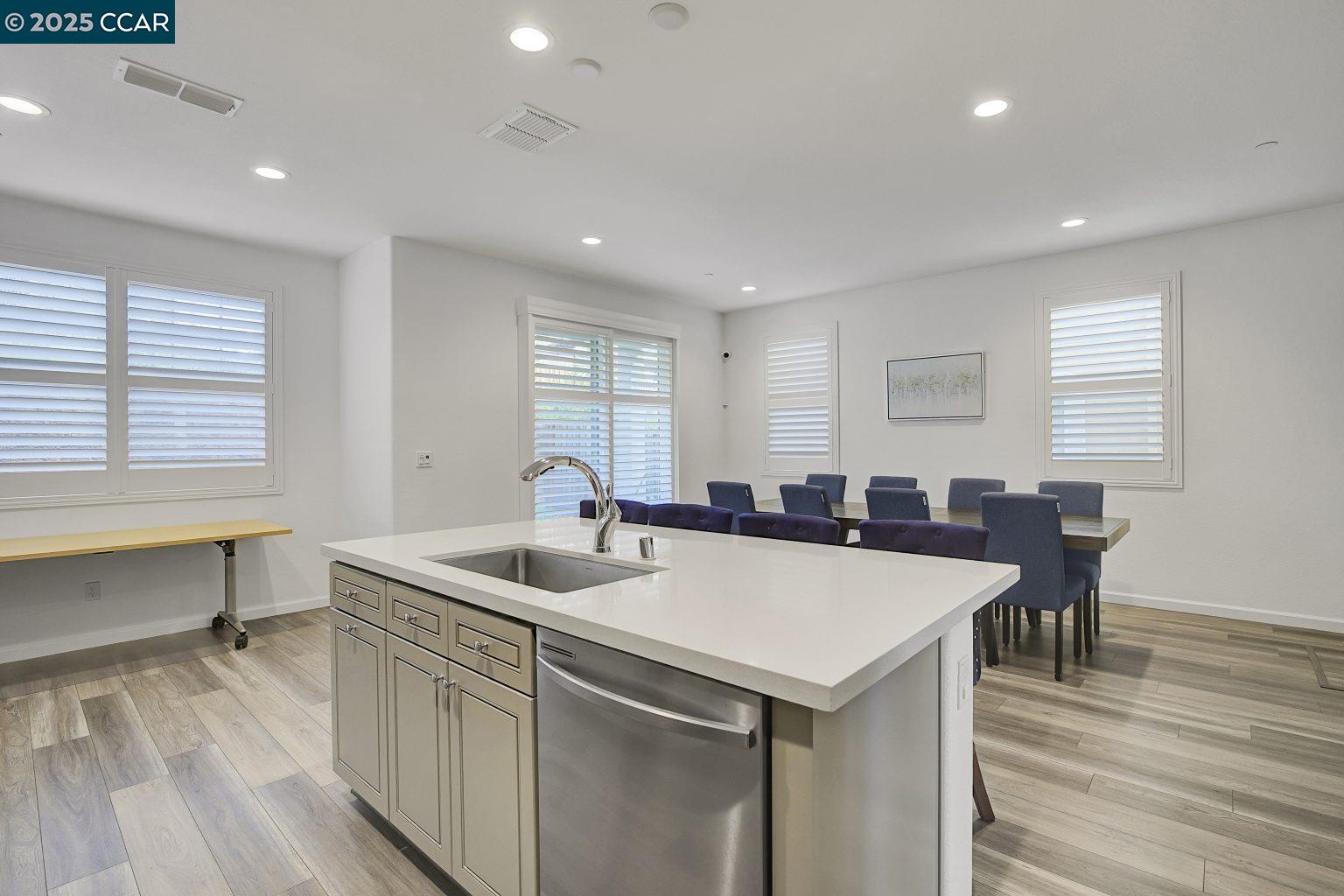 Detail Gallery Image 15 of 32 For 476 Colina Way, El Sobrante,  CA 94803 - 3 Beds | 2/1 Baths