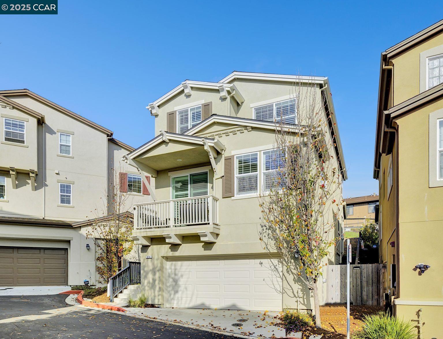 Detail Gallery Image 3 of 32 For 476 Colina Way, El Sobrante,  CA 94803 - 3 Beds | 2/1 Baths