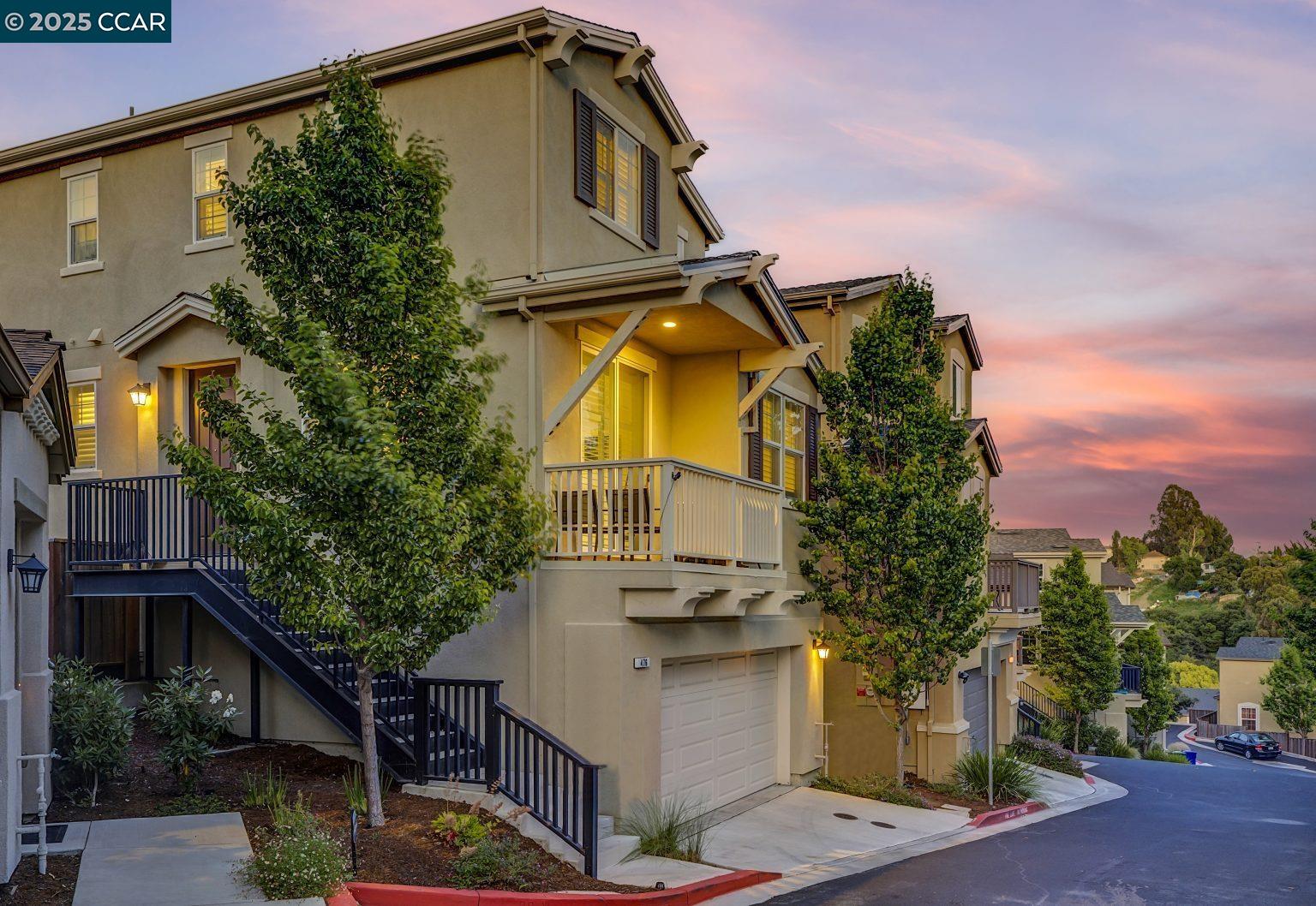 Detail Gallery Image 3 of 31 For 476 Colina Way, El Sobrante,  CA 94803 - 3 Beds | 2/1 Baths