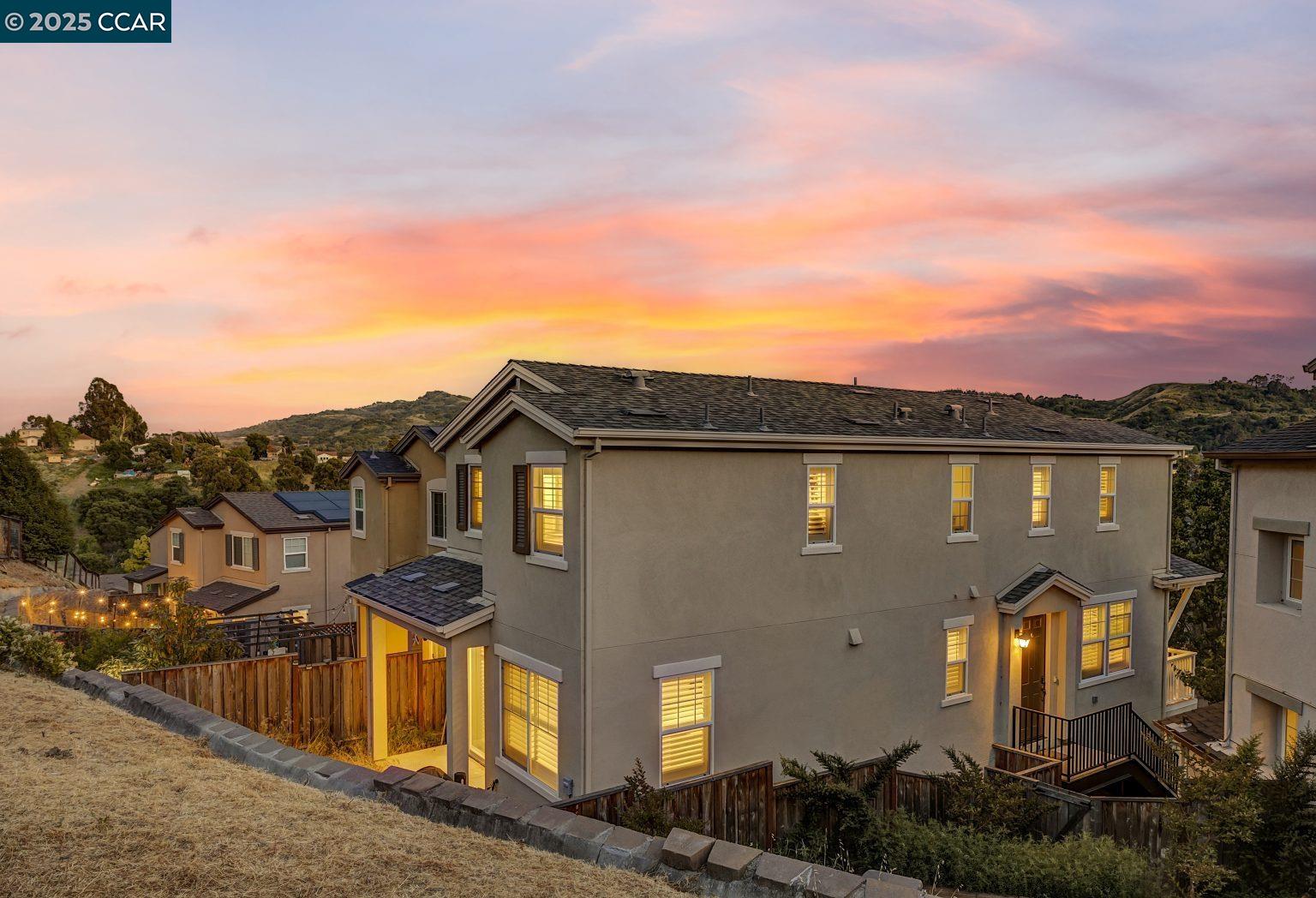 Detail Gallery Image 26 of 31 For 476 Colina Way, El Sobrante,  CA 94803 - 3 Beds | 2/1 Baths