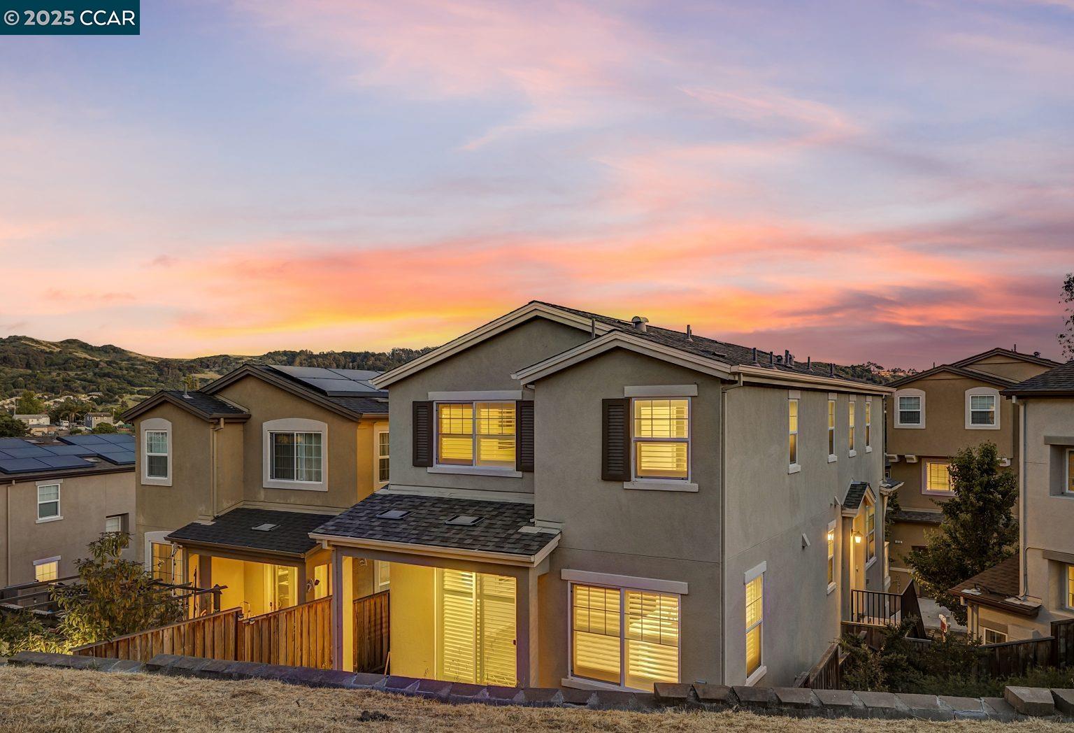 Detail Gallery Image 27 of 31 For 476 Colina Way, El Sobrante,  CA 94803 - 3 Beds | 2/1 Baths
