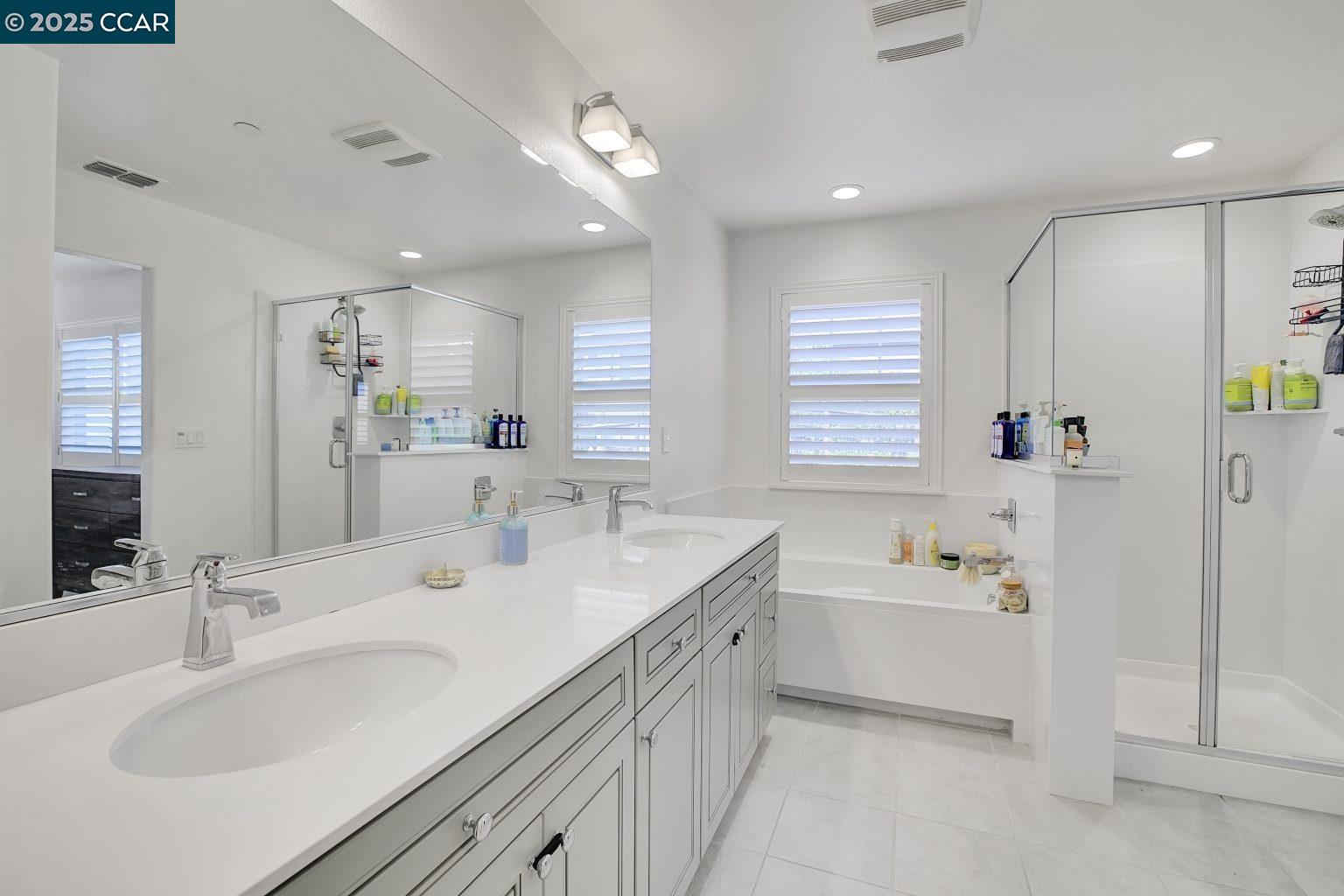 Detail Gallery Image 25 of 32 For 476 Colina Way, El Sobrante,  CA 94803 - 3 Beds | 2/1 Baths