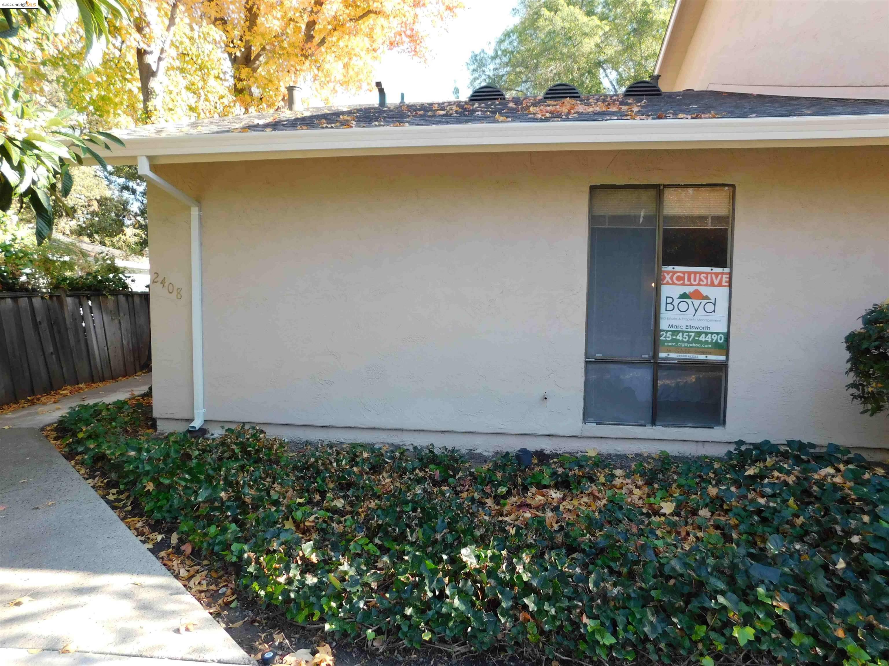Detail Gallery Image 1 of 1 For 2408 Westcliffe Ln, Walnut Creek,  CA 94597 - 2 Beds | 1 Baths