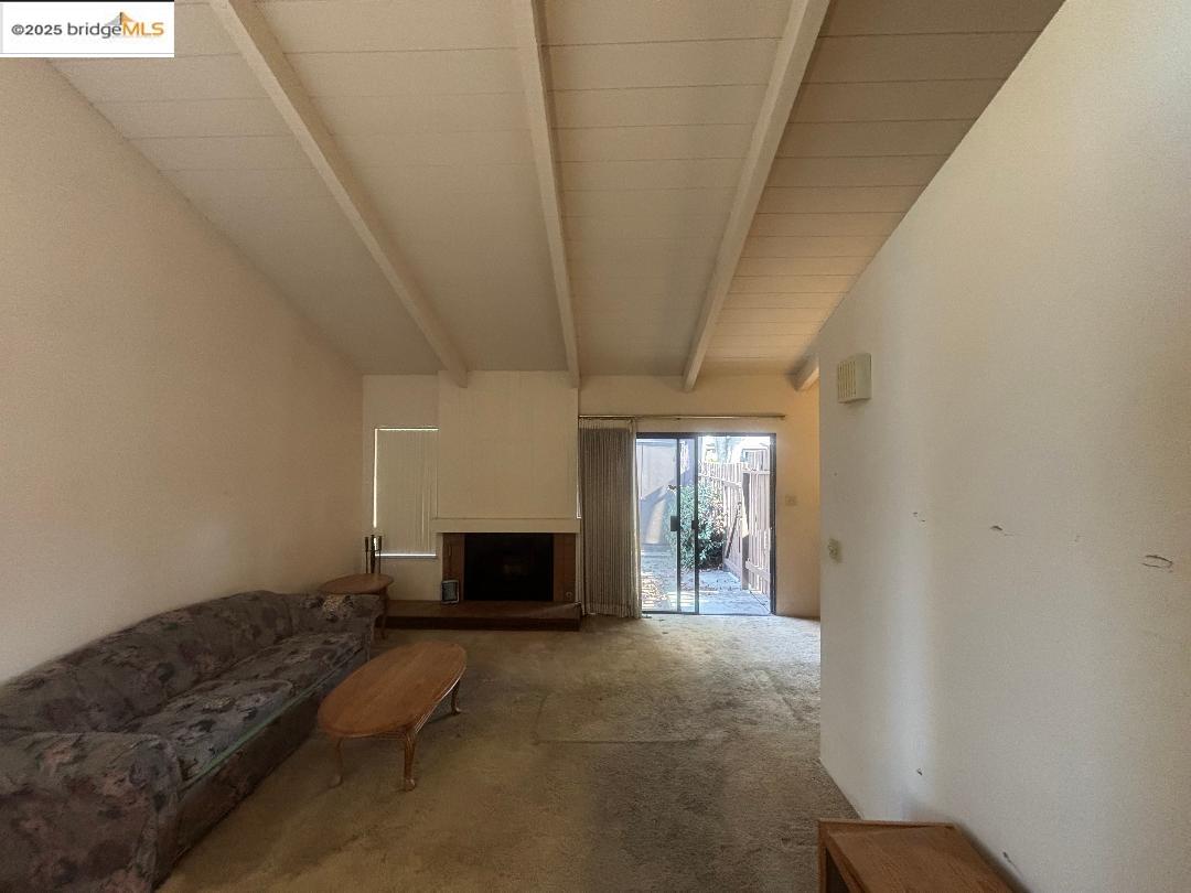 Photo #5: 41080570 Listing 