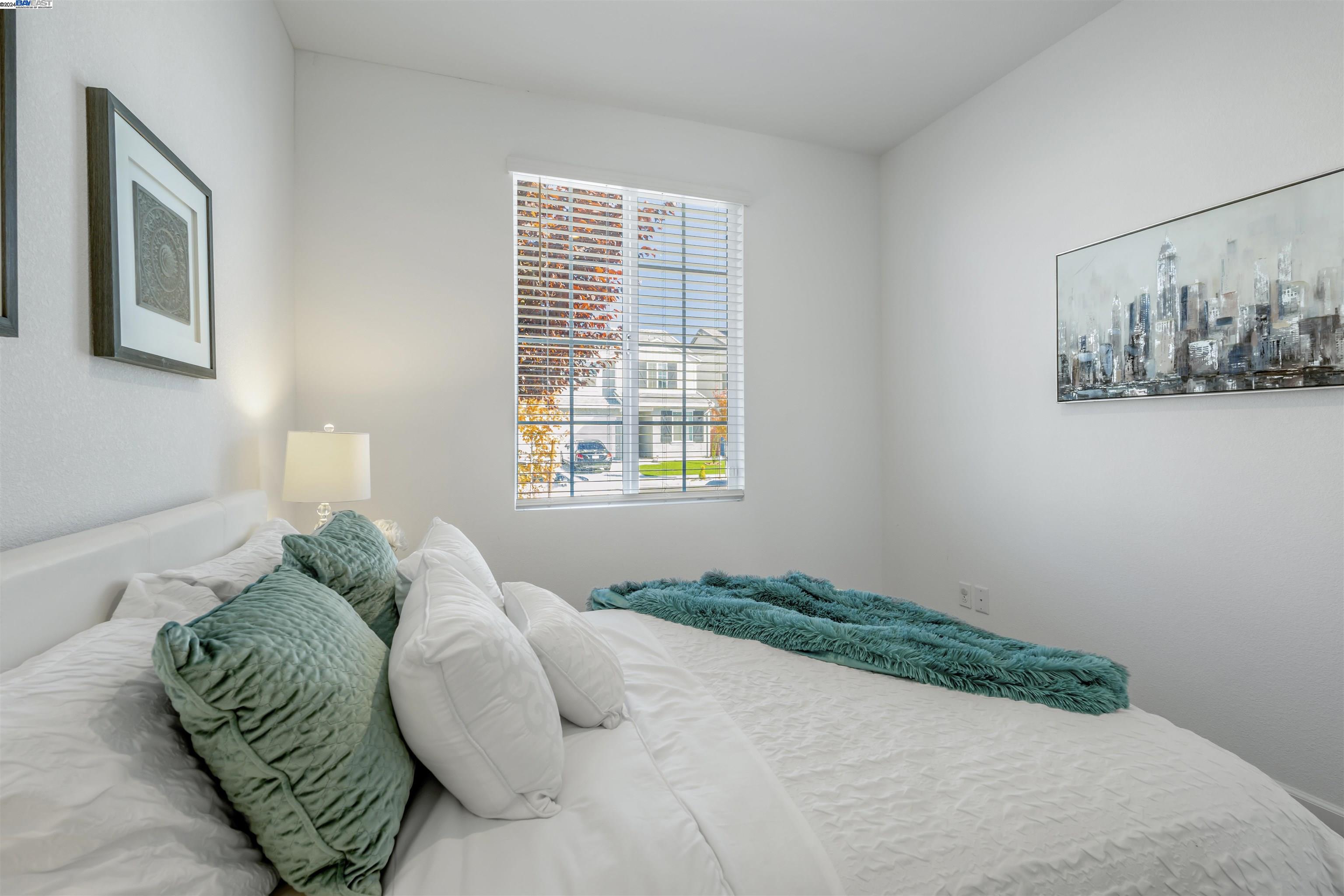 Detail Gallery Image 15 of 42 For 15351 Flycatcher Dr, Lathrop,  CA 95330 - 4 Beds | 3 Baths