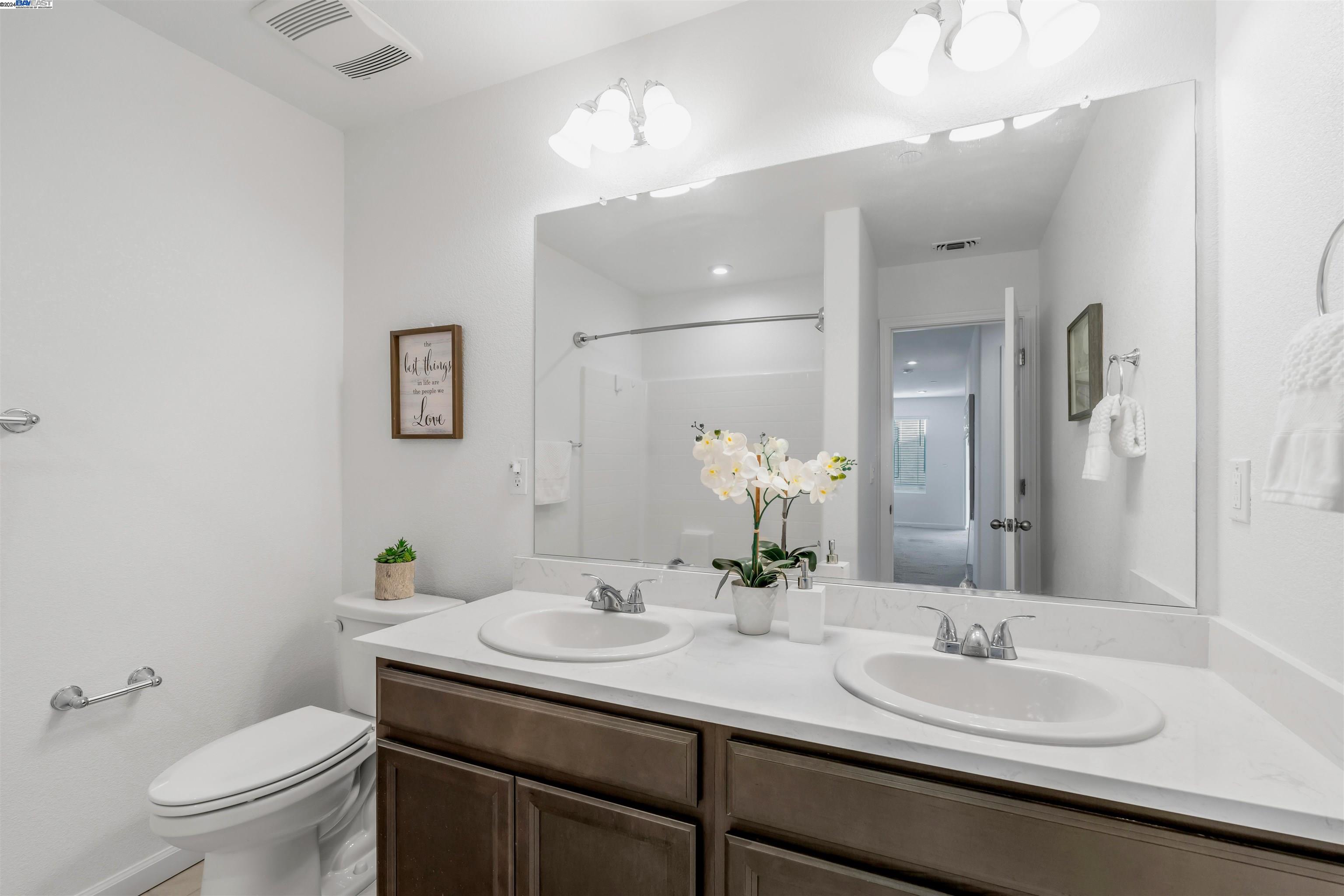 Detail Gallery Image 28 of 42 For 15351 Flycatcher Dr, Lathrop,  CA 95330 - 4 Beds | 3 Baths