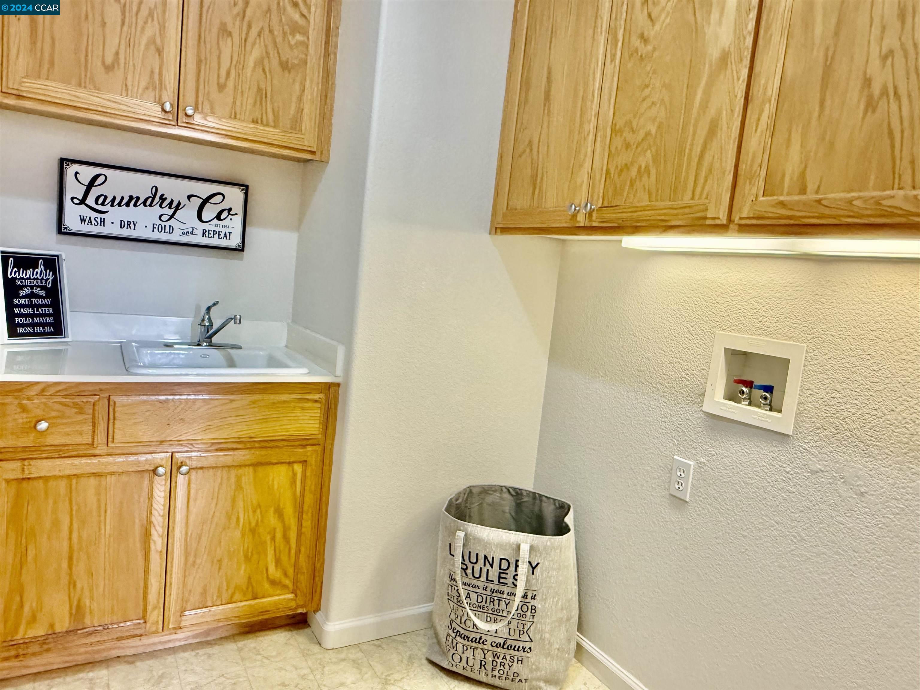 Detail Gallery Image 46 of 52 For 3017 Roslyn Dr, Modesto,  CA 95355 - 4 Beds | 2/1 Baths