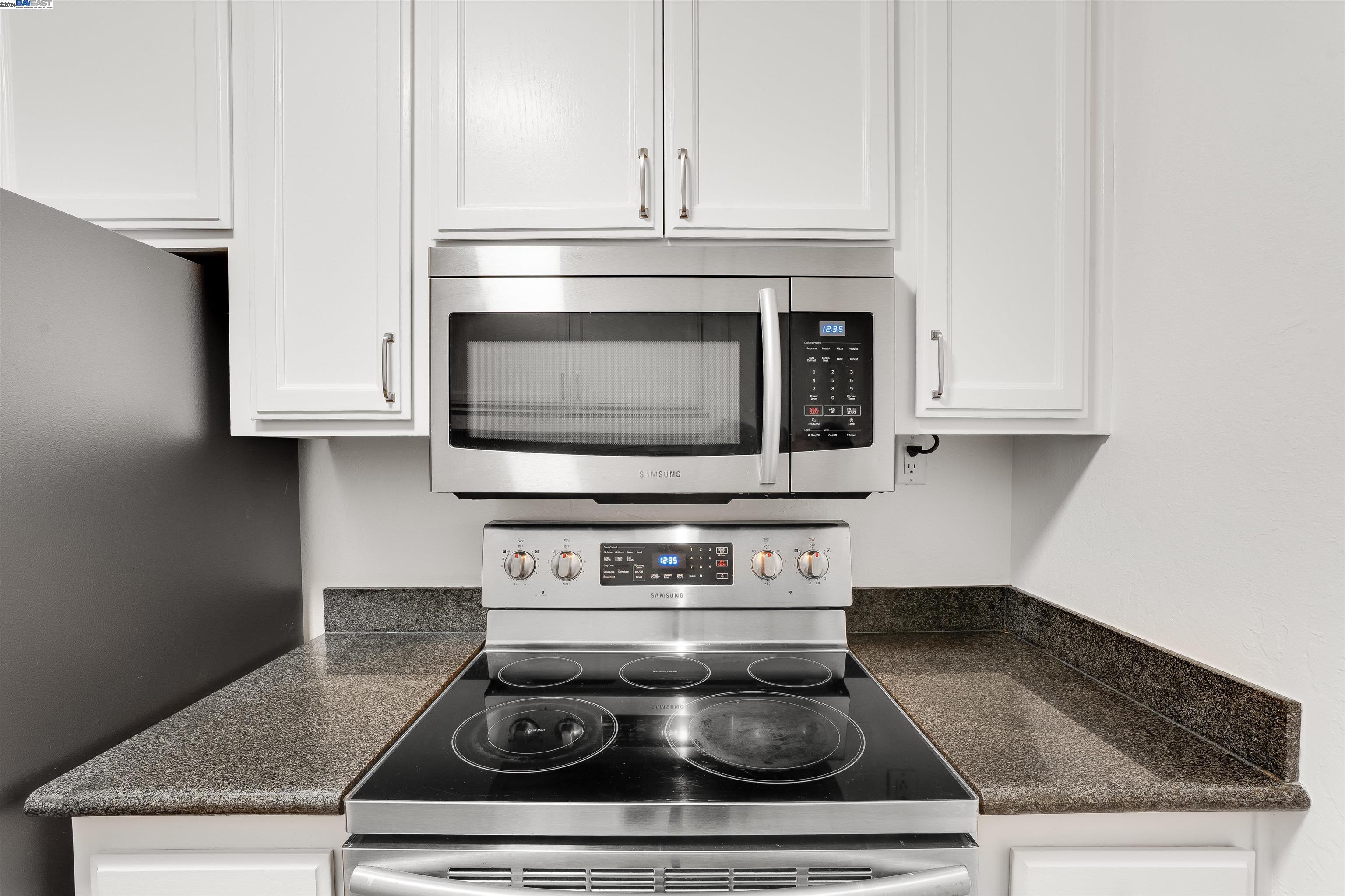 Photo #6: 41080641 Listing 