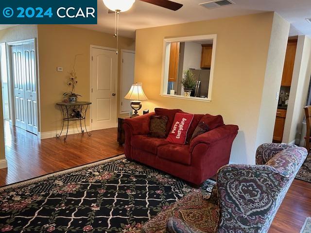 Photo #3: 41080642 Listing 